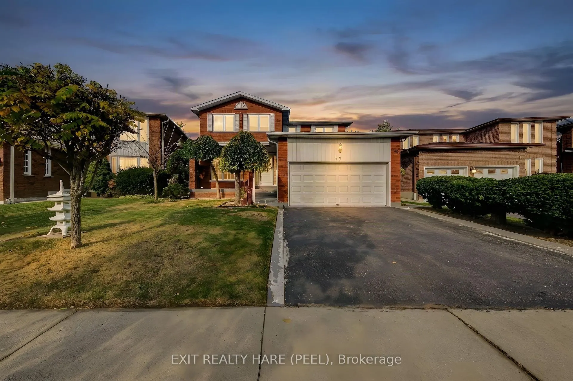45 Mossbank Drive