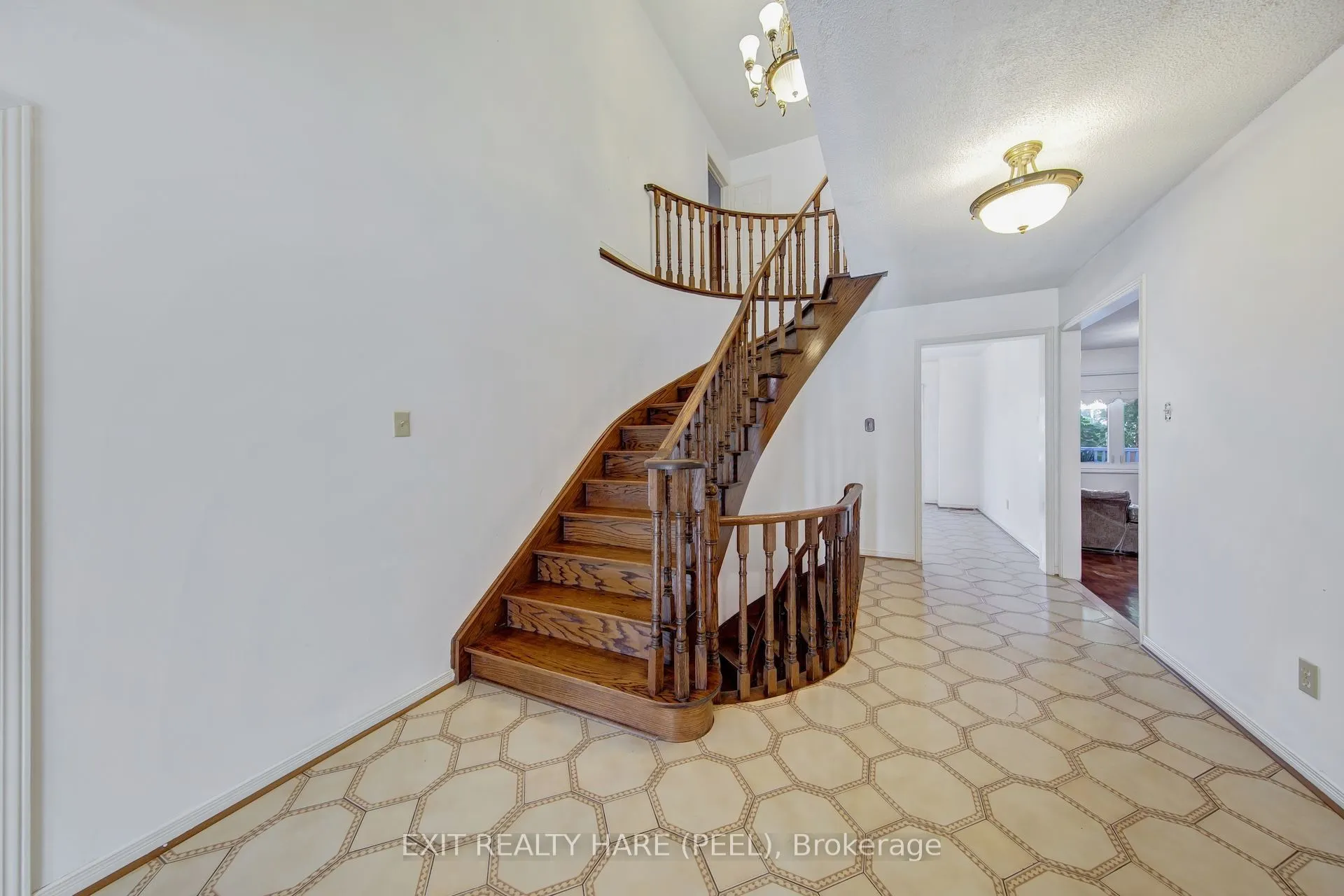45 Mossbank Drive
