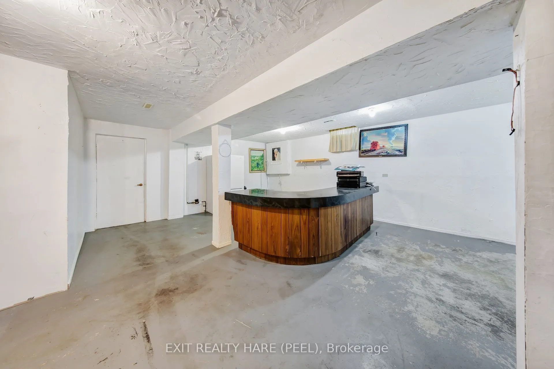 45 Mossbank Drive