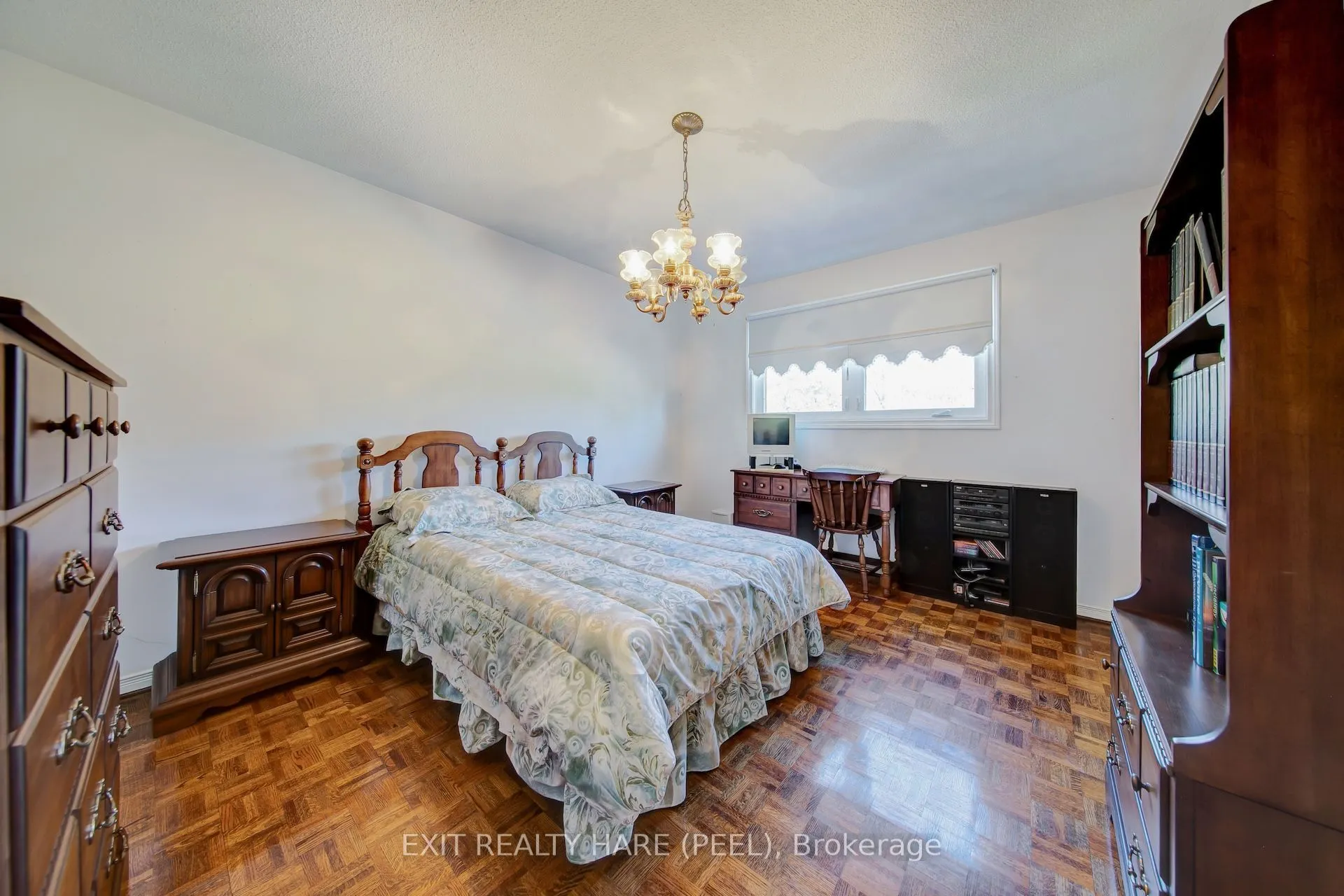45 Mossbank Drive