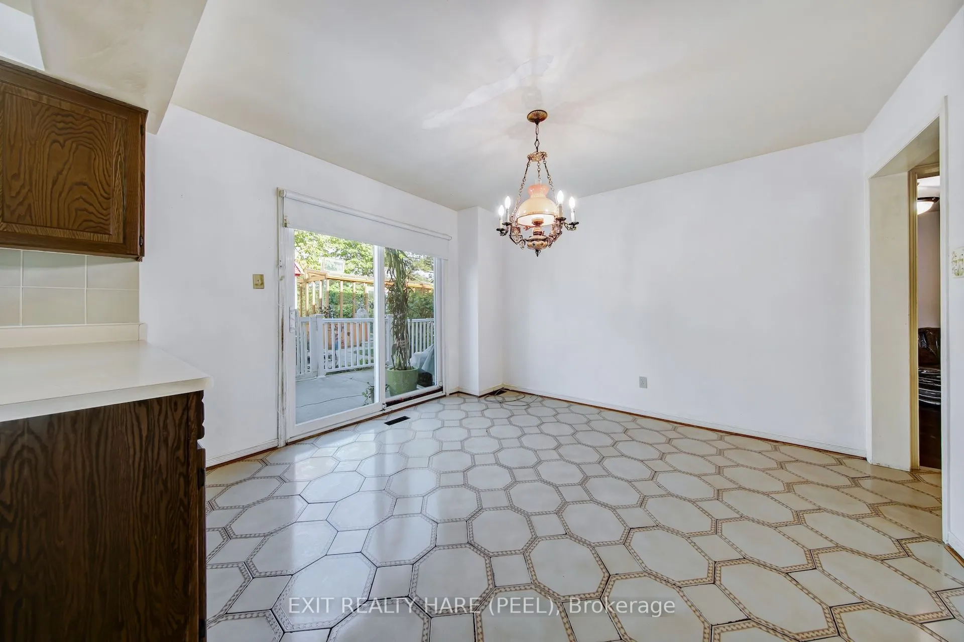 45 Mossbank Drive