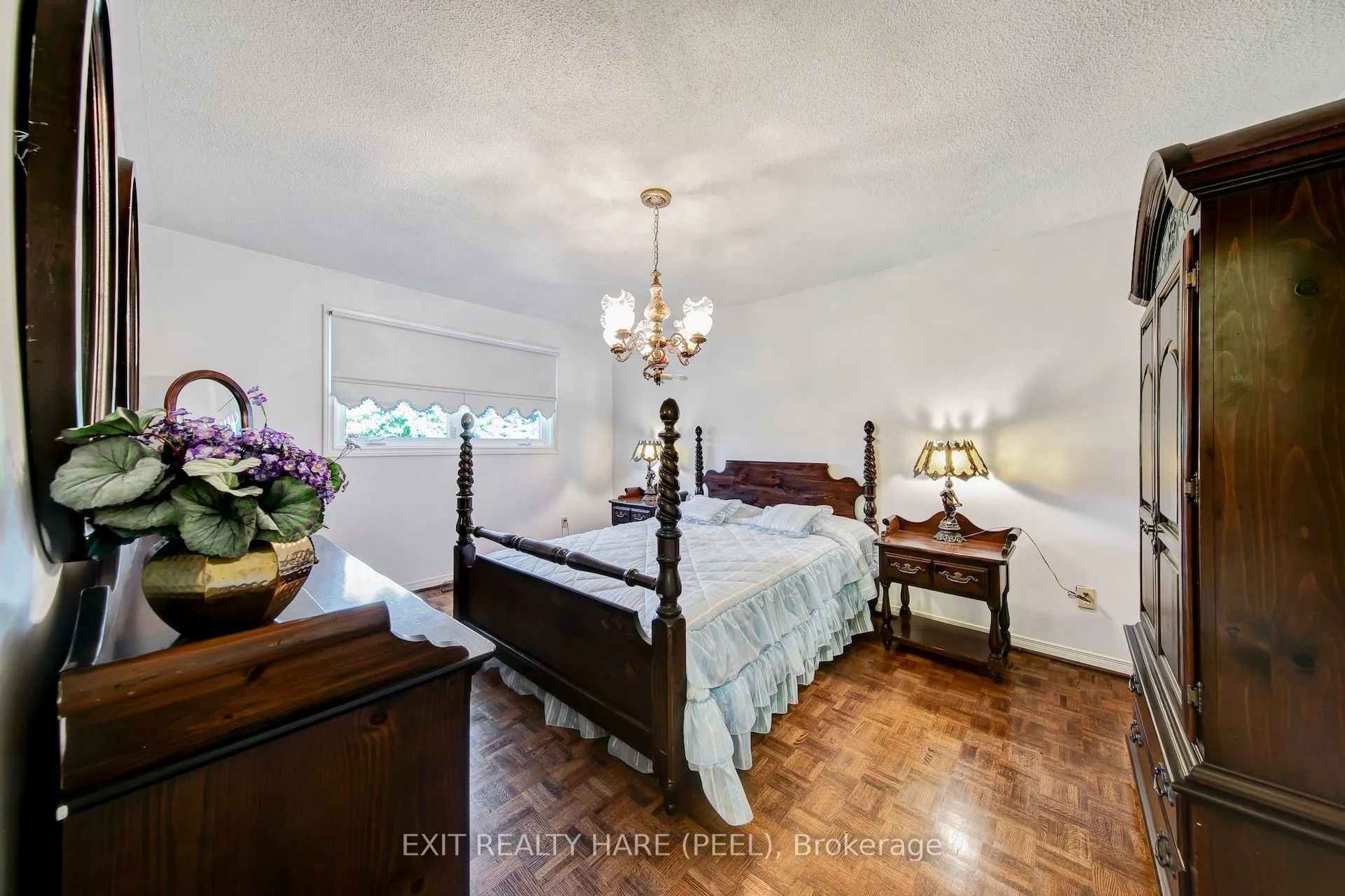 45 Mossbank Drive