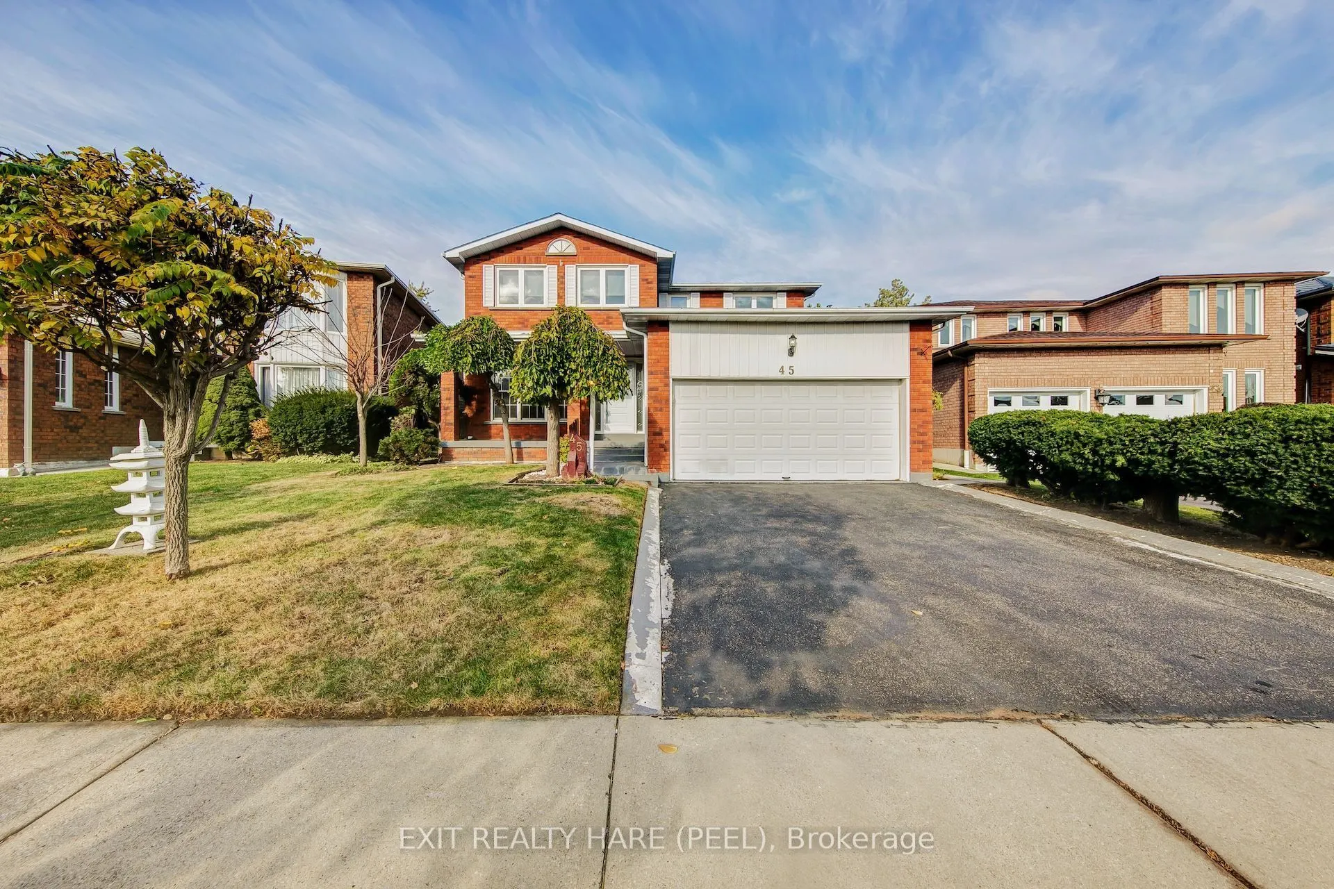 45 Mossbank Drive