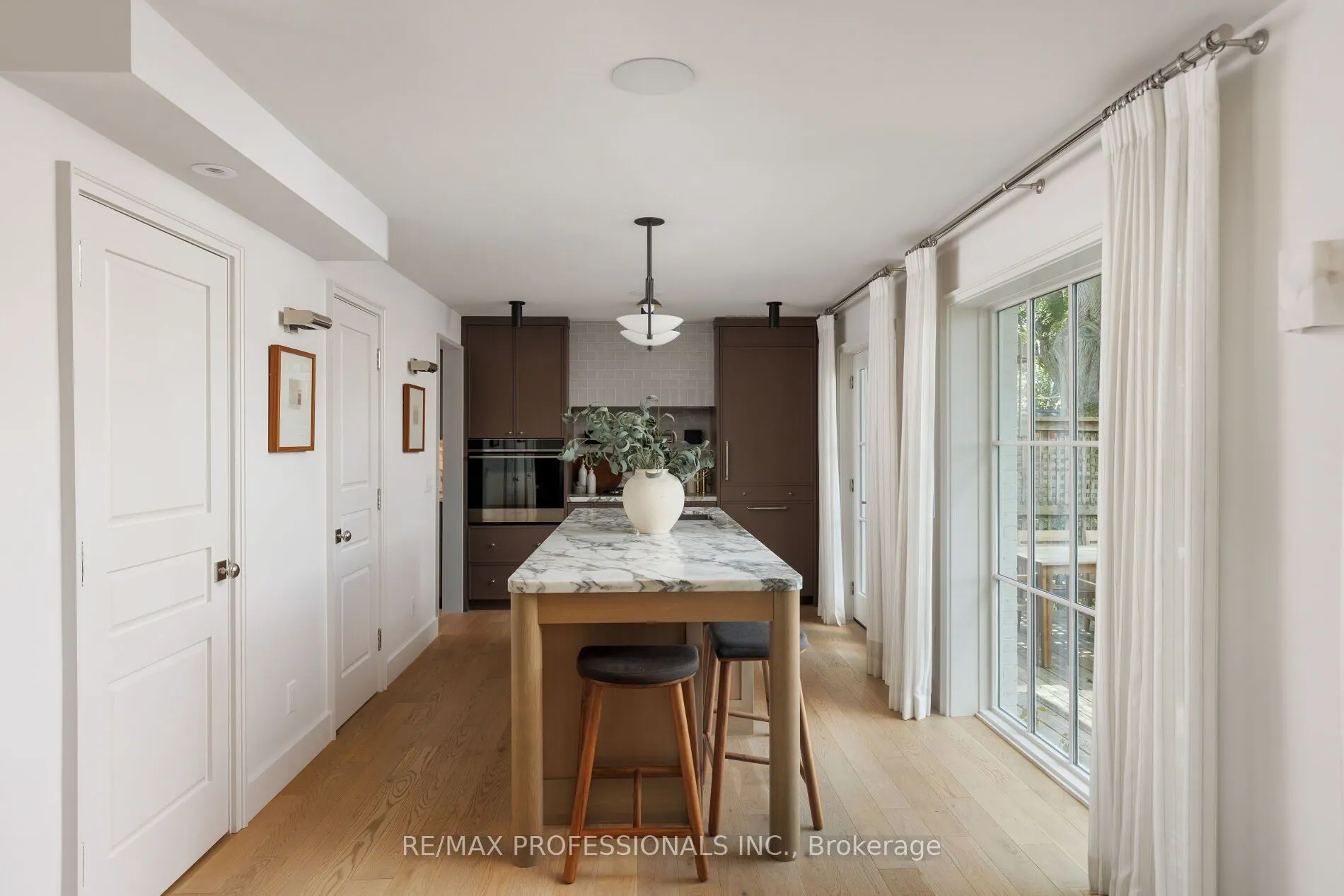 8 Glenn Murray Drive
