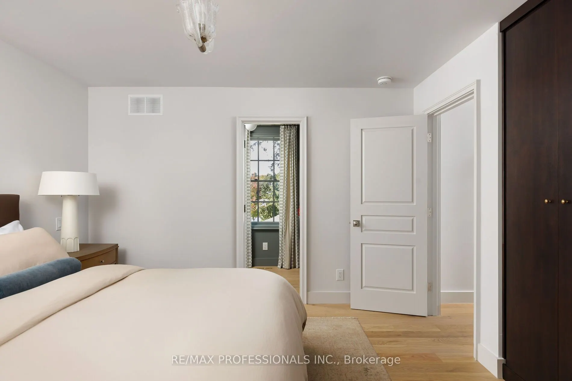 8 Glenn Murray Drive