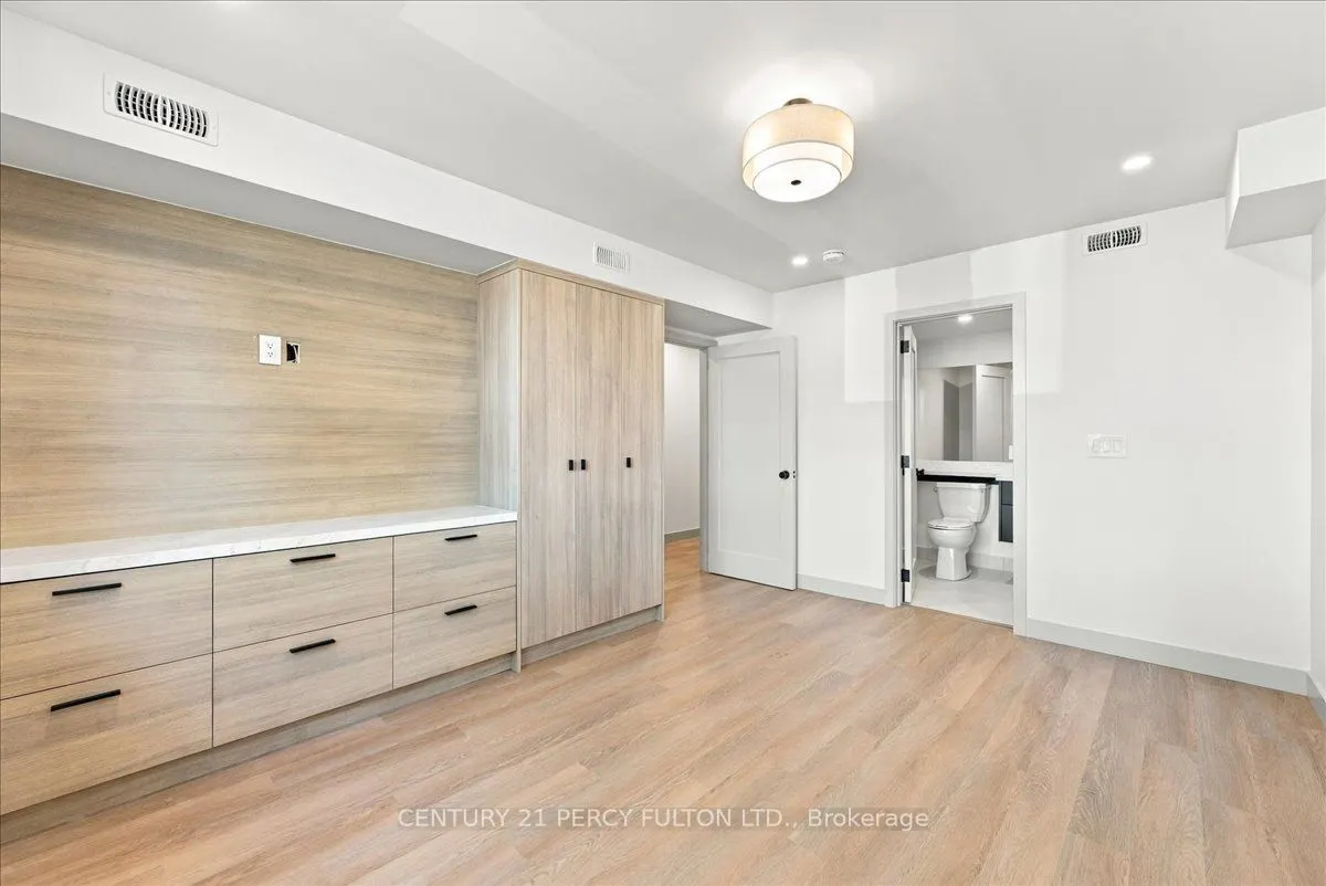 113 Hatherley Road #1