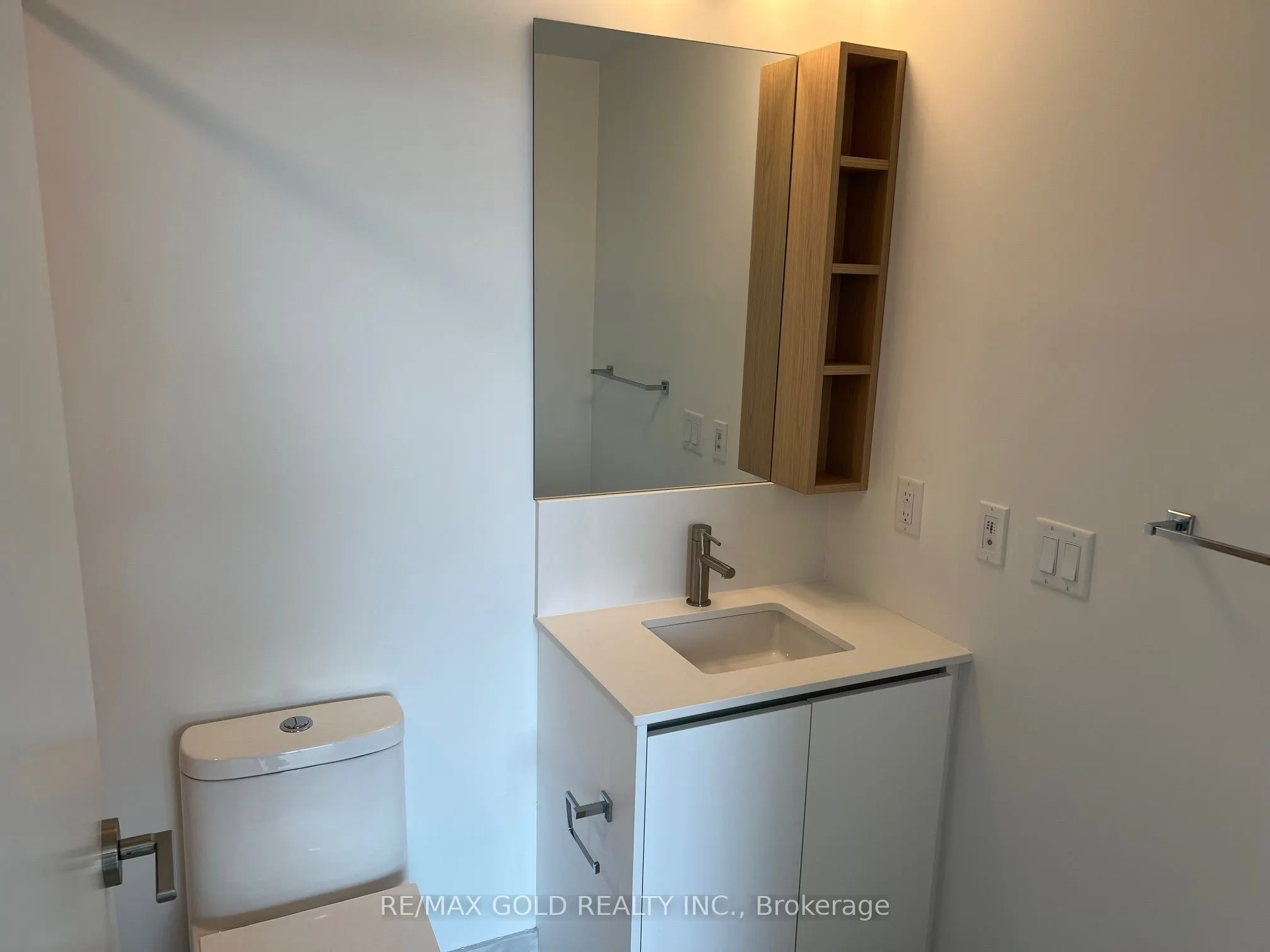 1100 Sheppard Avenue W #110