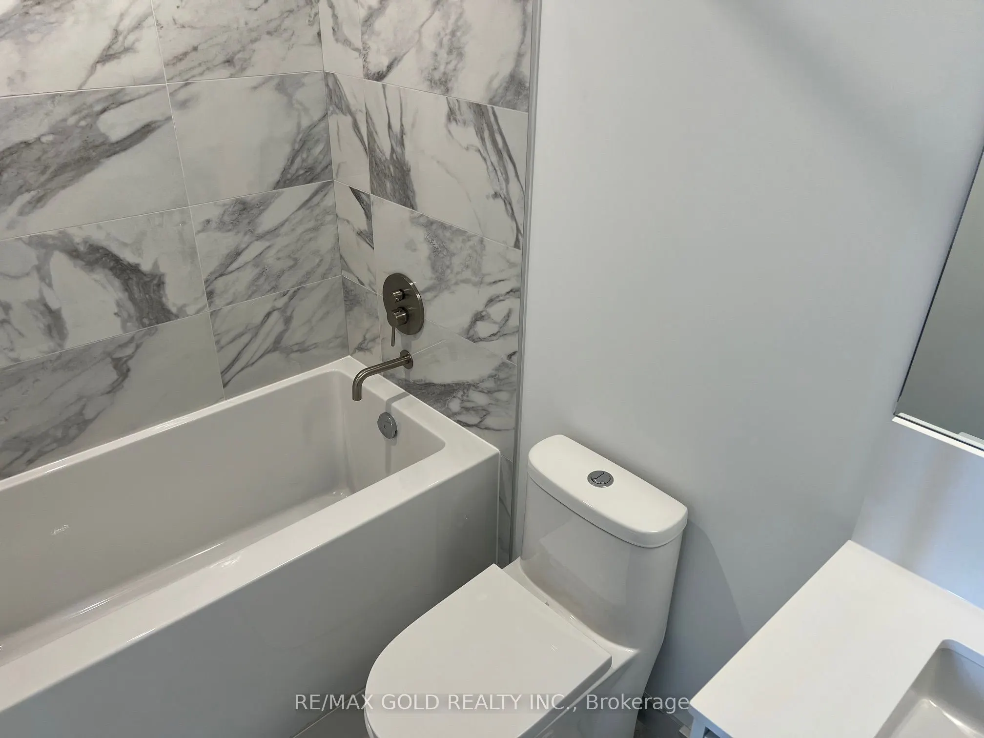 1100 Sheppard Avenue W #110