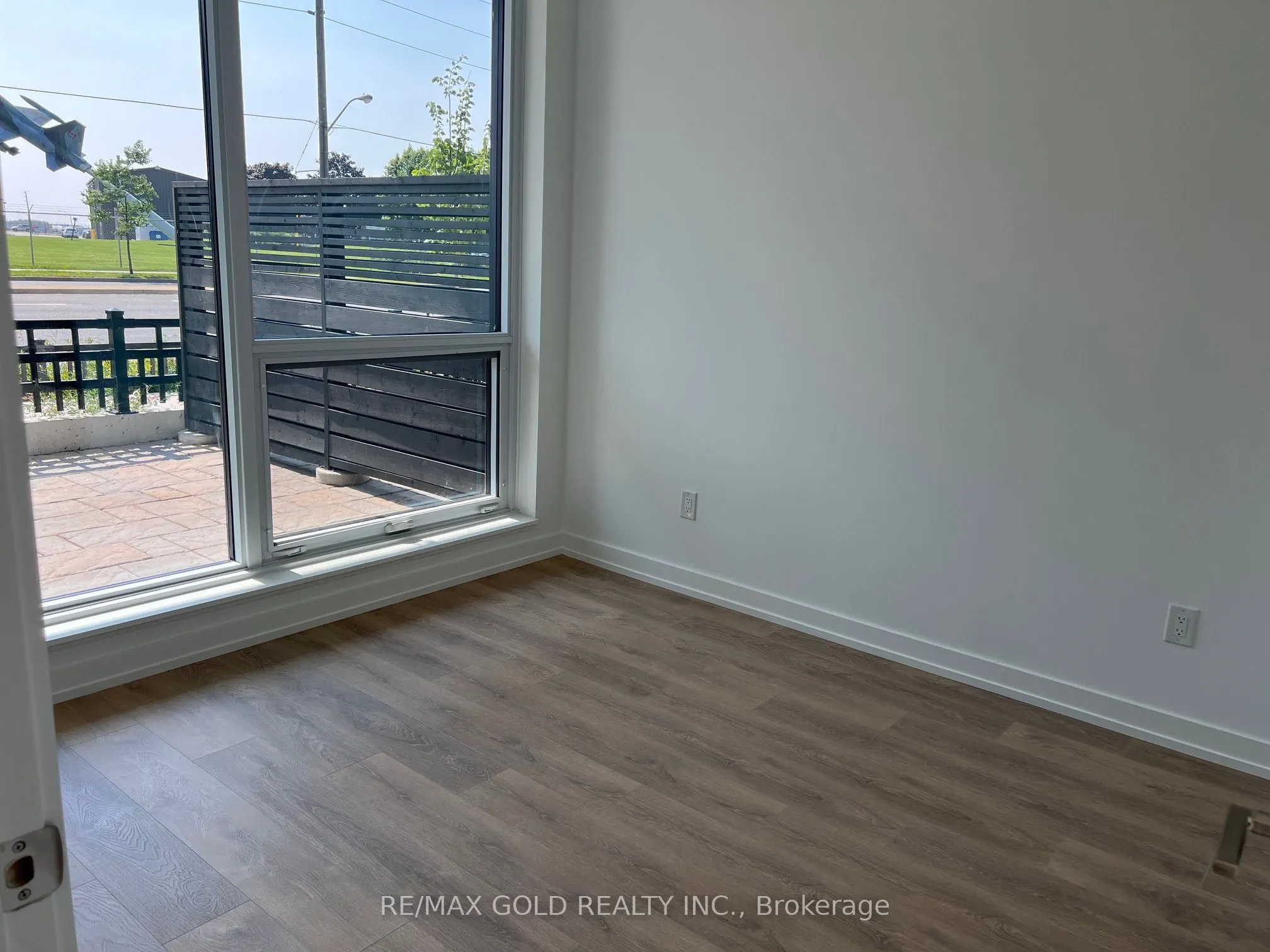 1100 Sheppard Avenue W #110