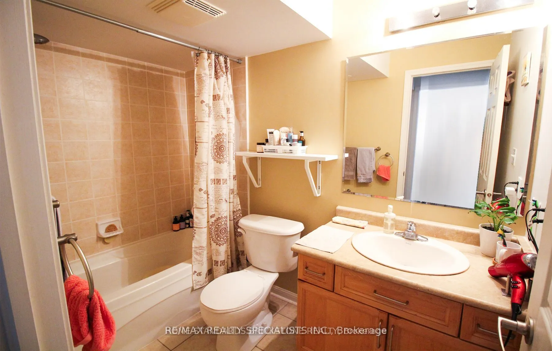 642 Shoreline Drive #1