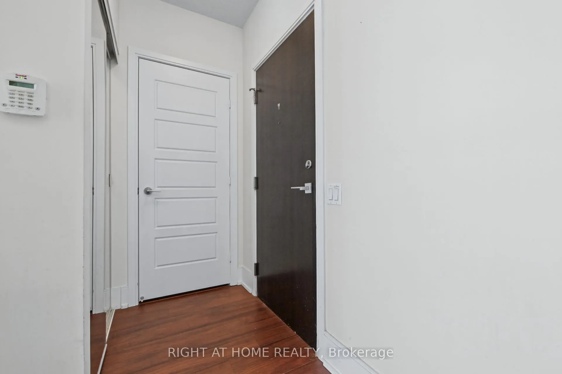 15 Viking Lane #2301