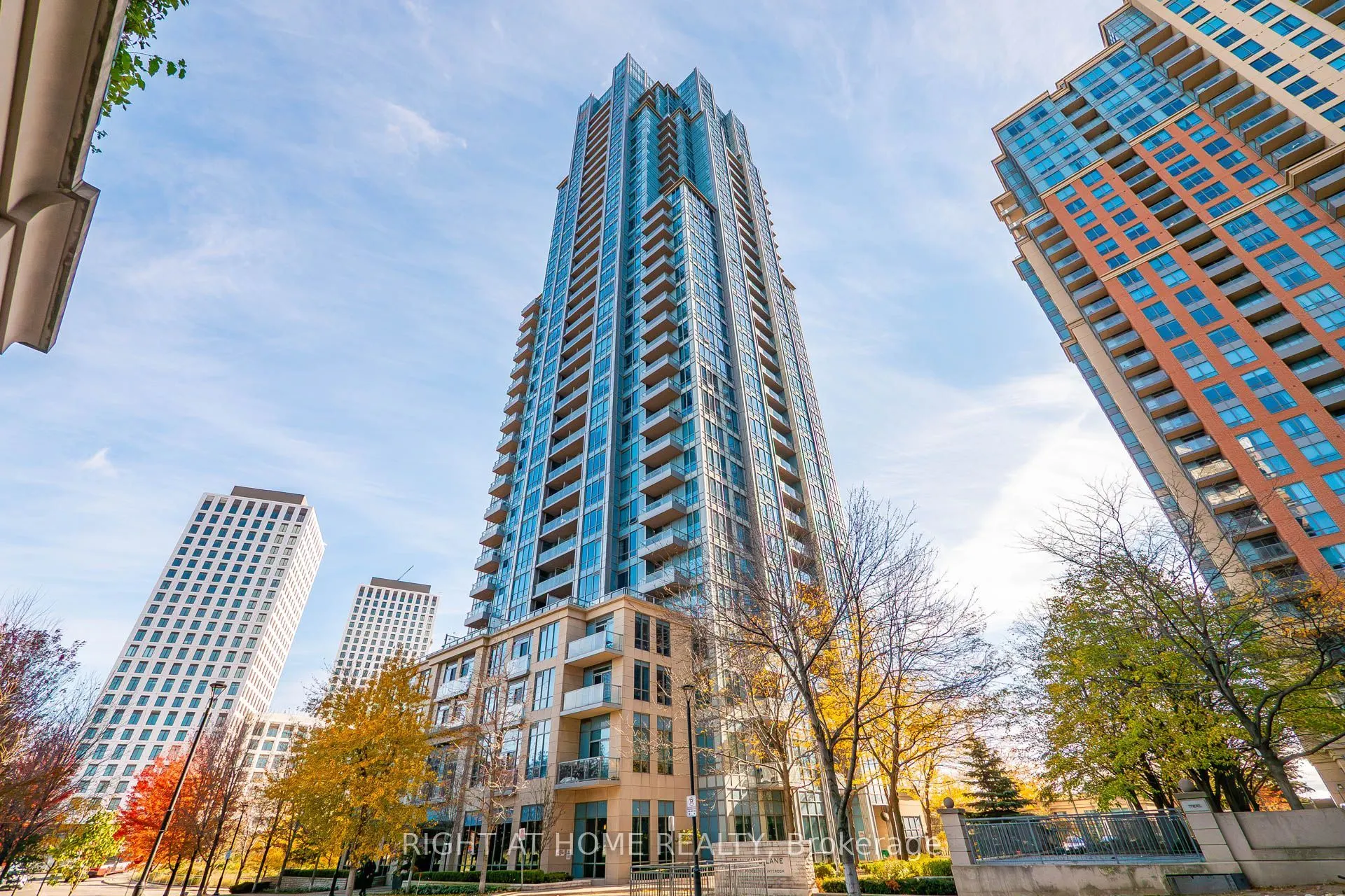 15 Viking Lane #2301