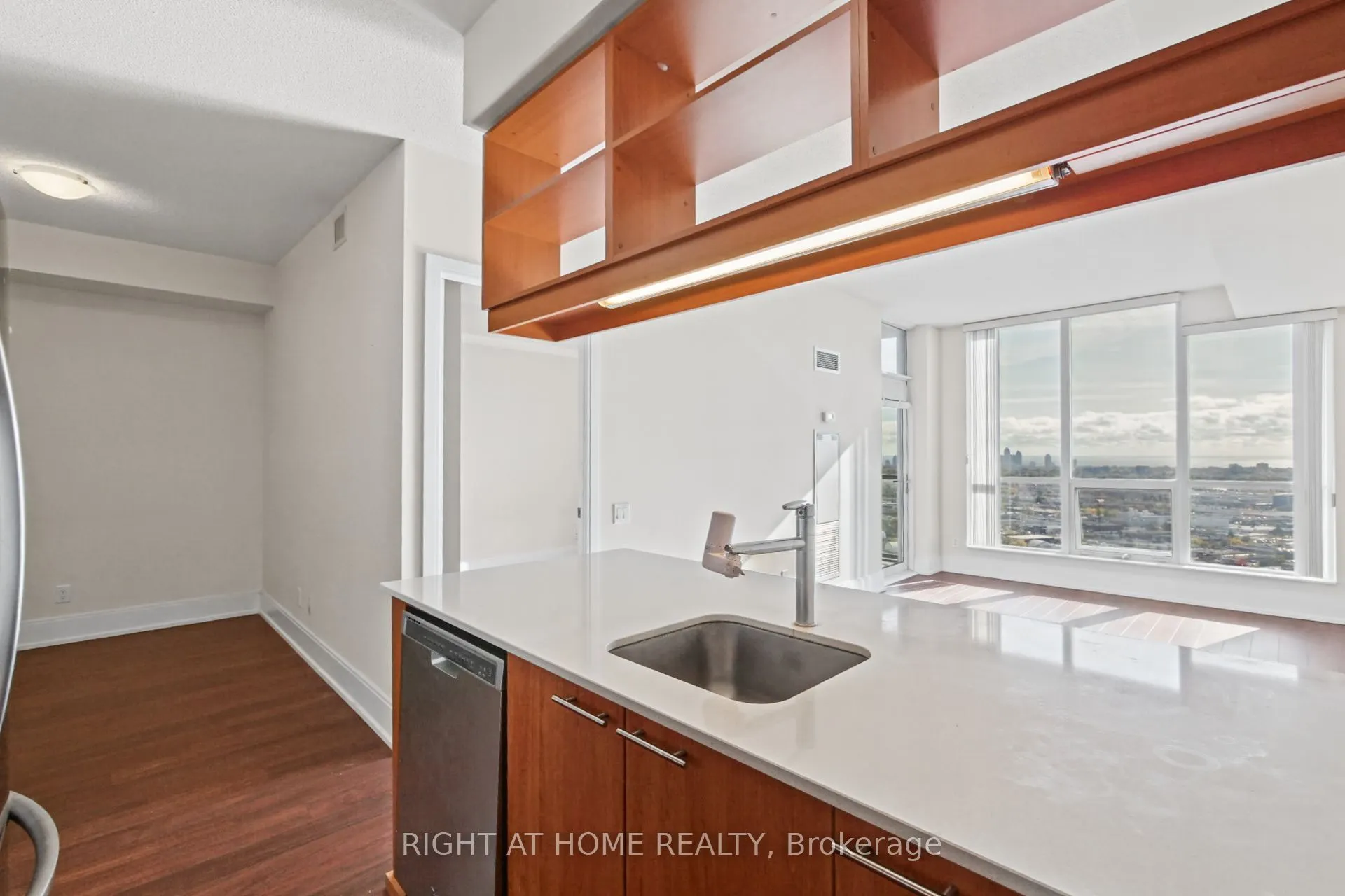 15 Viking Lane #2301