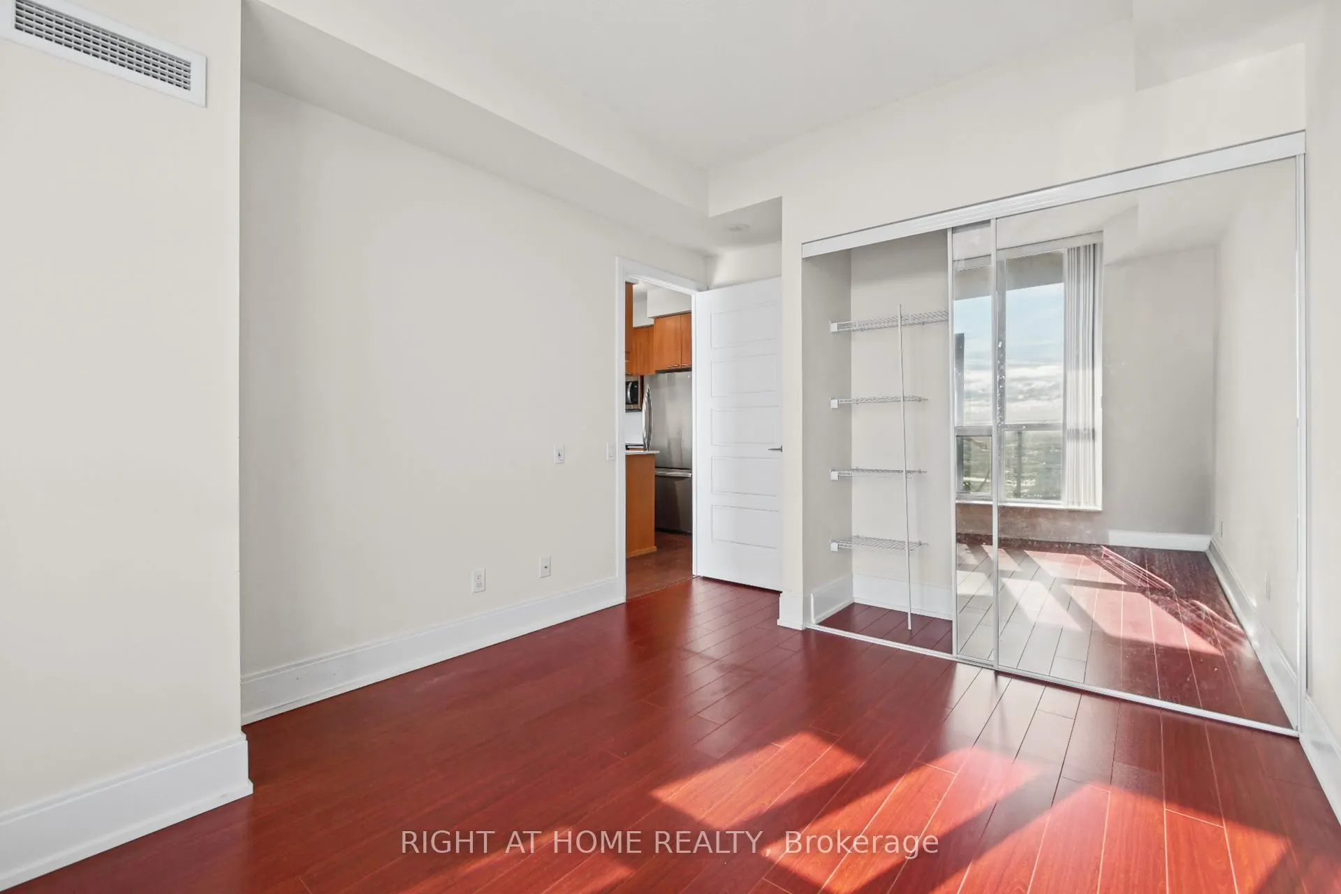 15 Viking Lane #2301