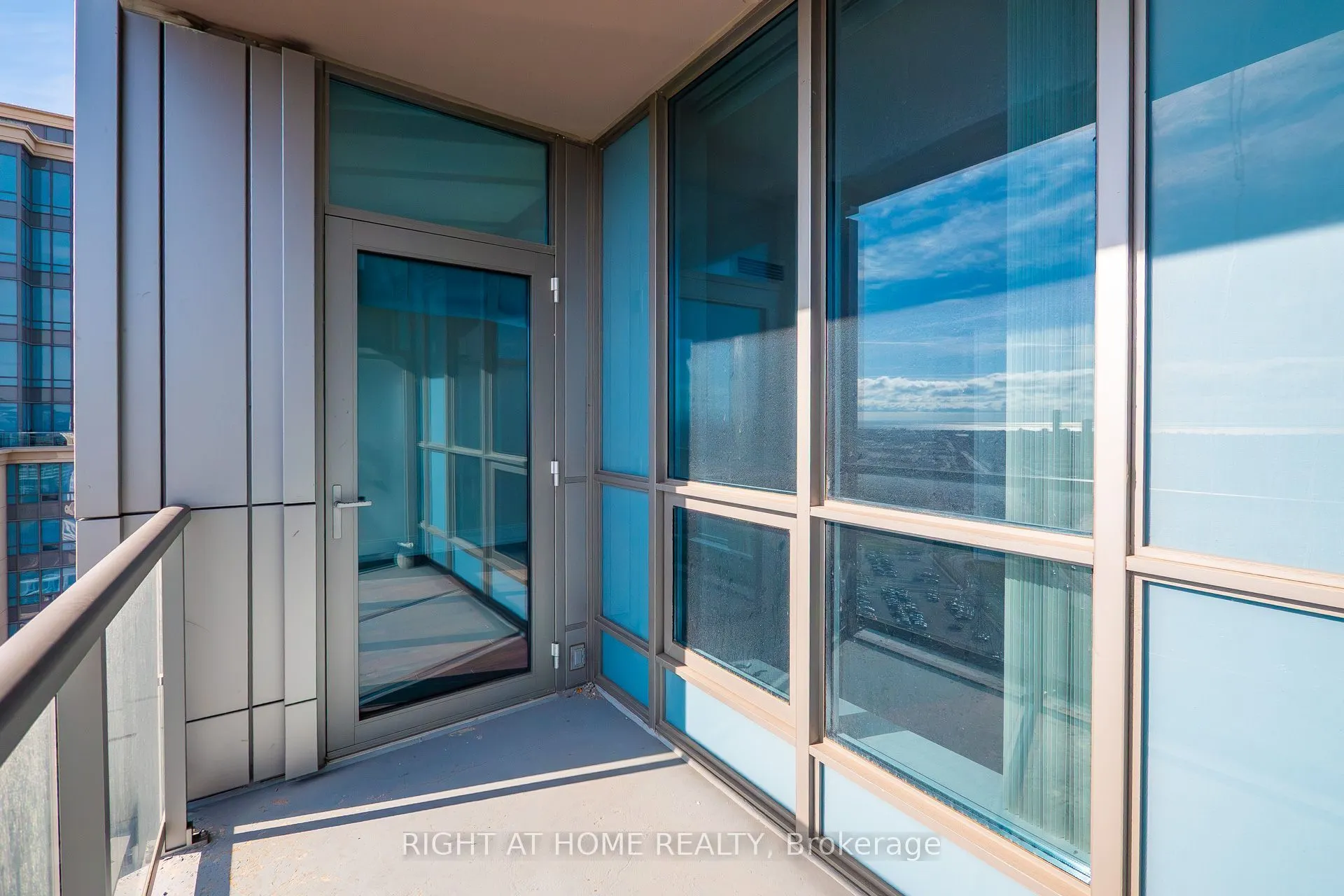 15 Viking Lane #2301