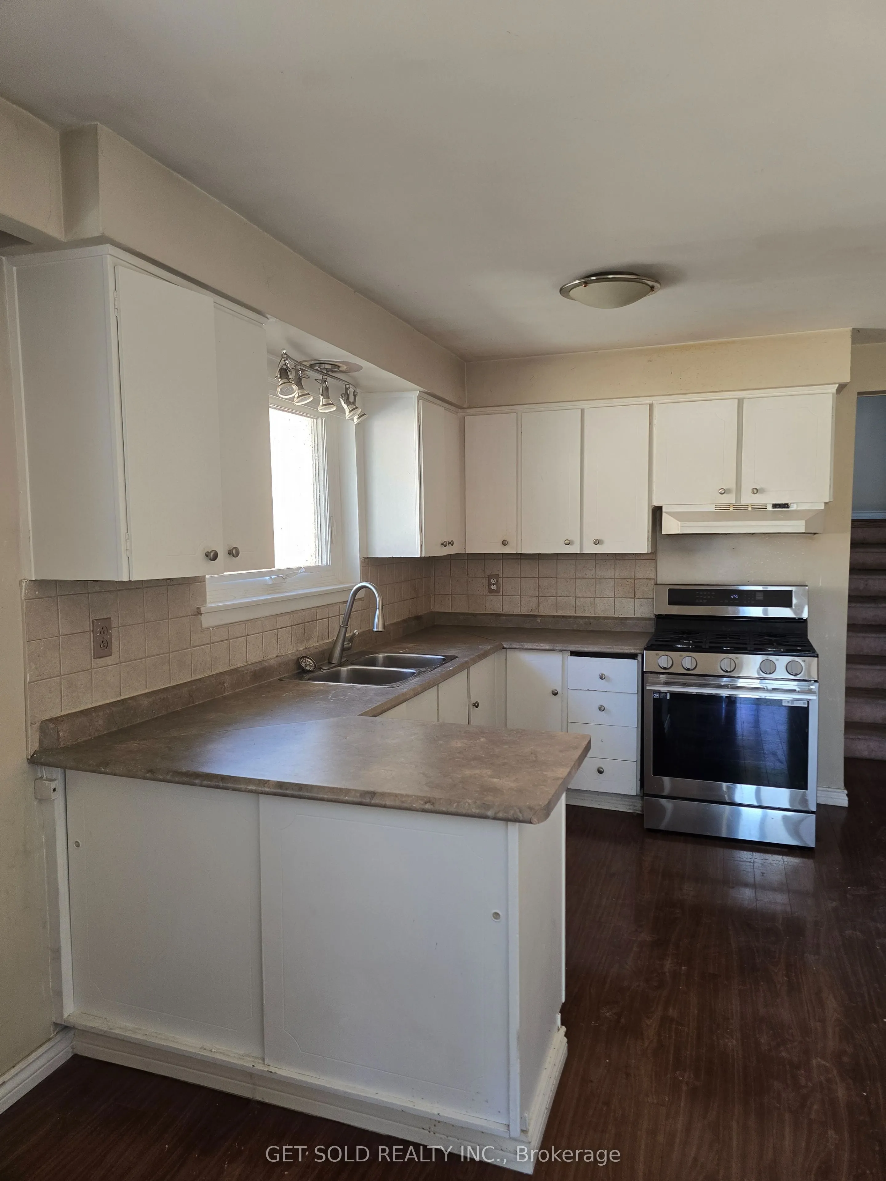3191 Fieldgate Drive