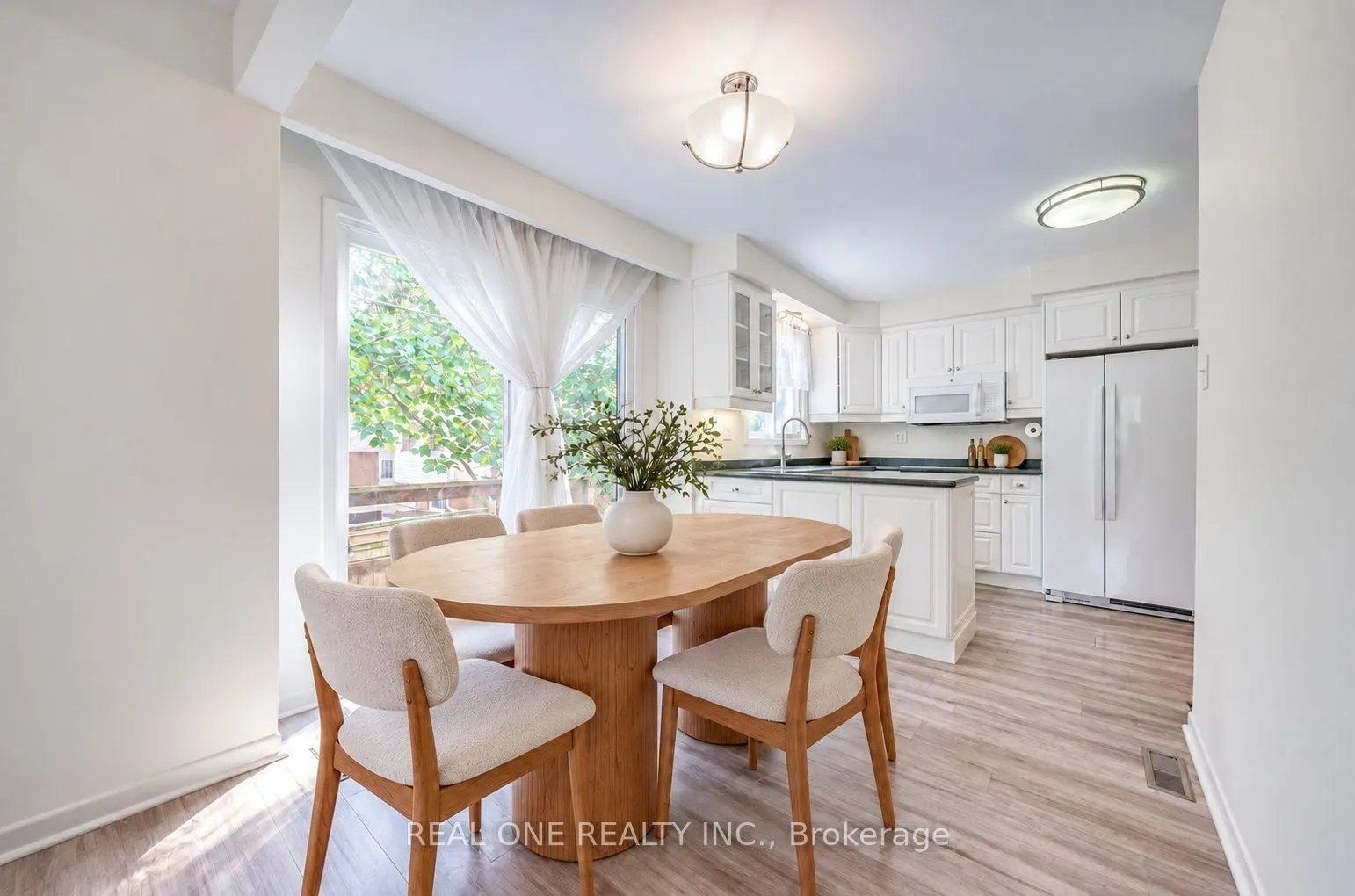 401 Swinburne Road