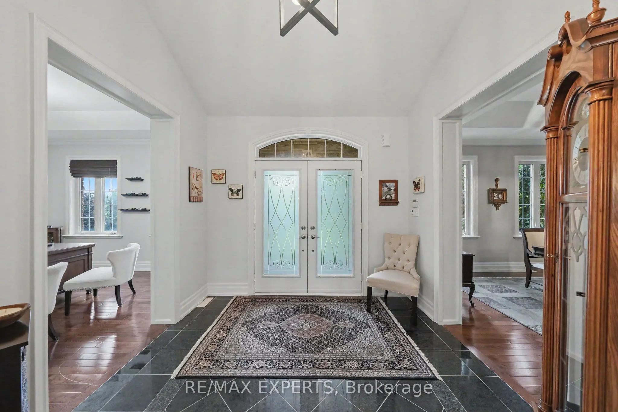 4 Woodlot Court