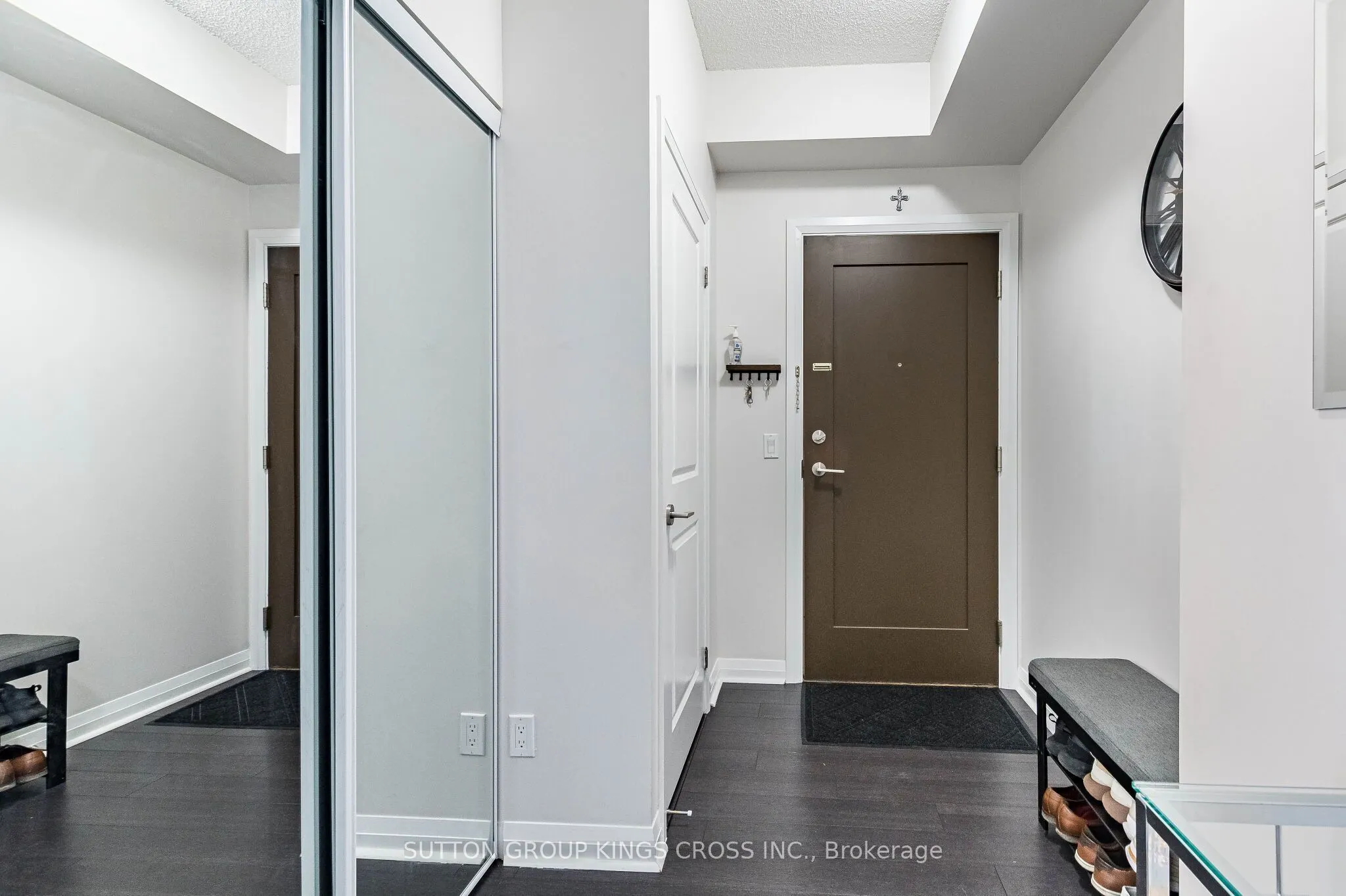 55 Eglinton Avenue W #904