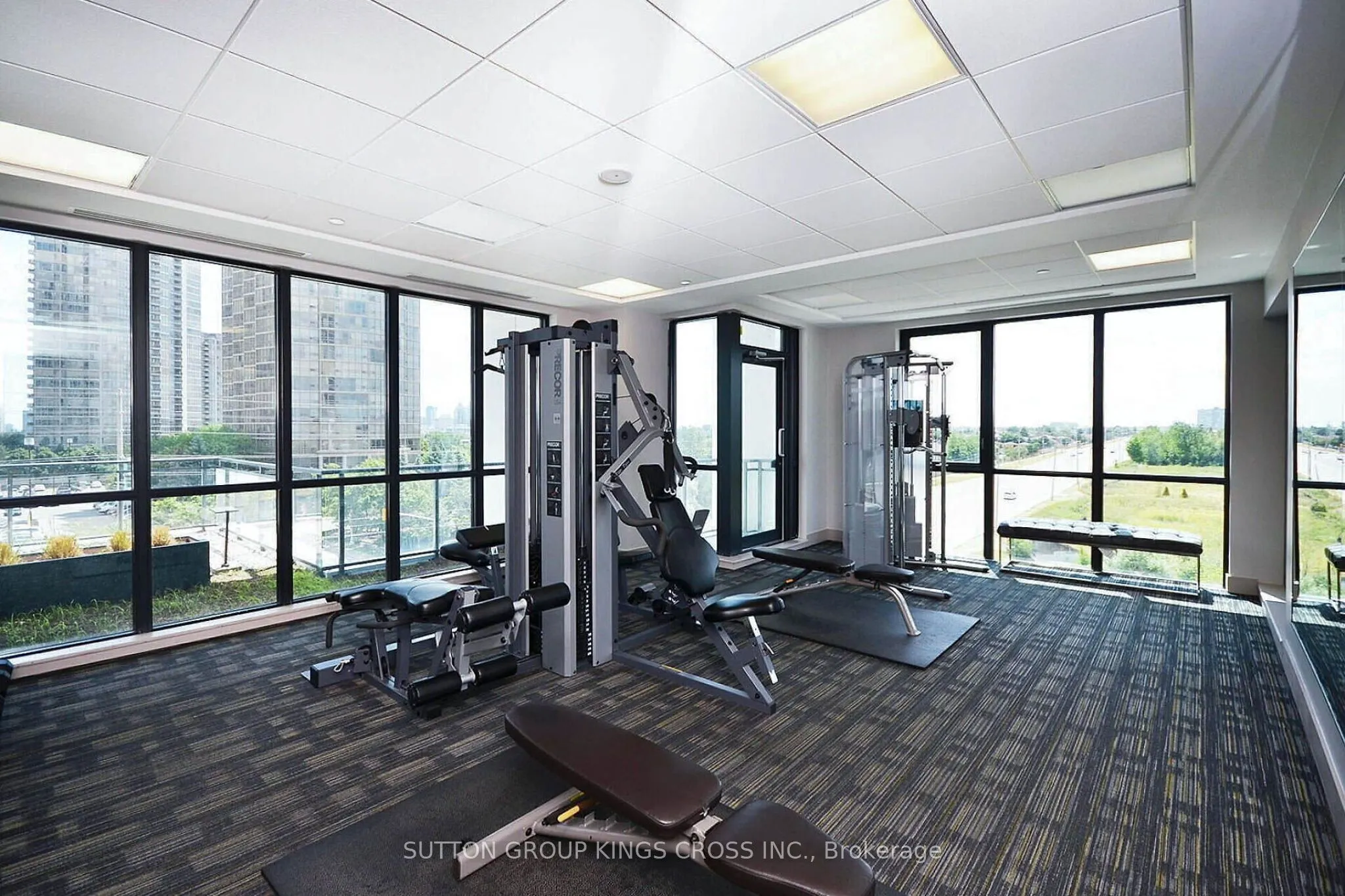 55 Eglinton Avenue W #904
