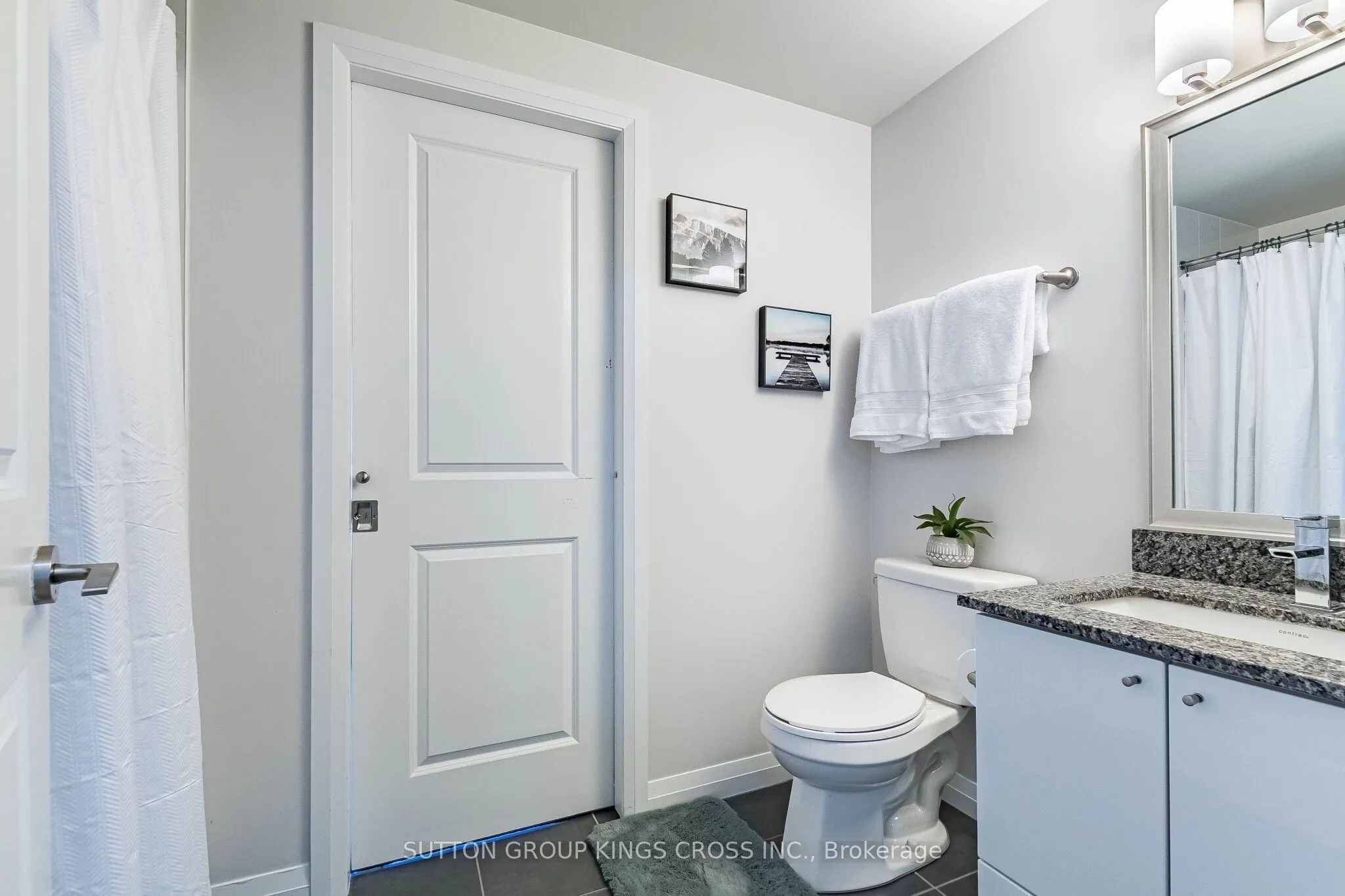 55 Eglinton Avenue W #904