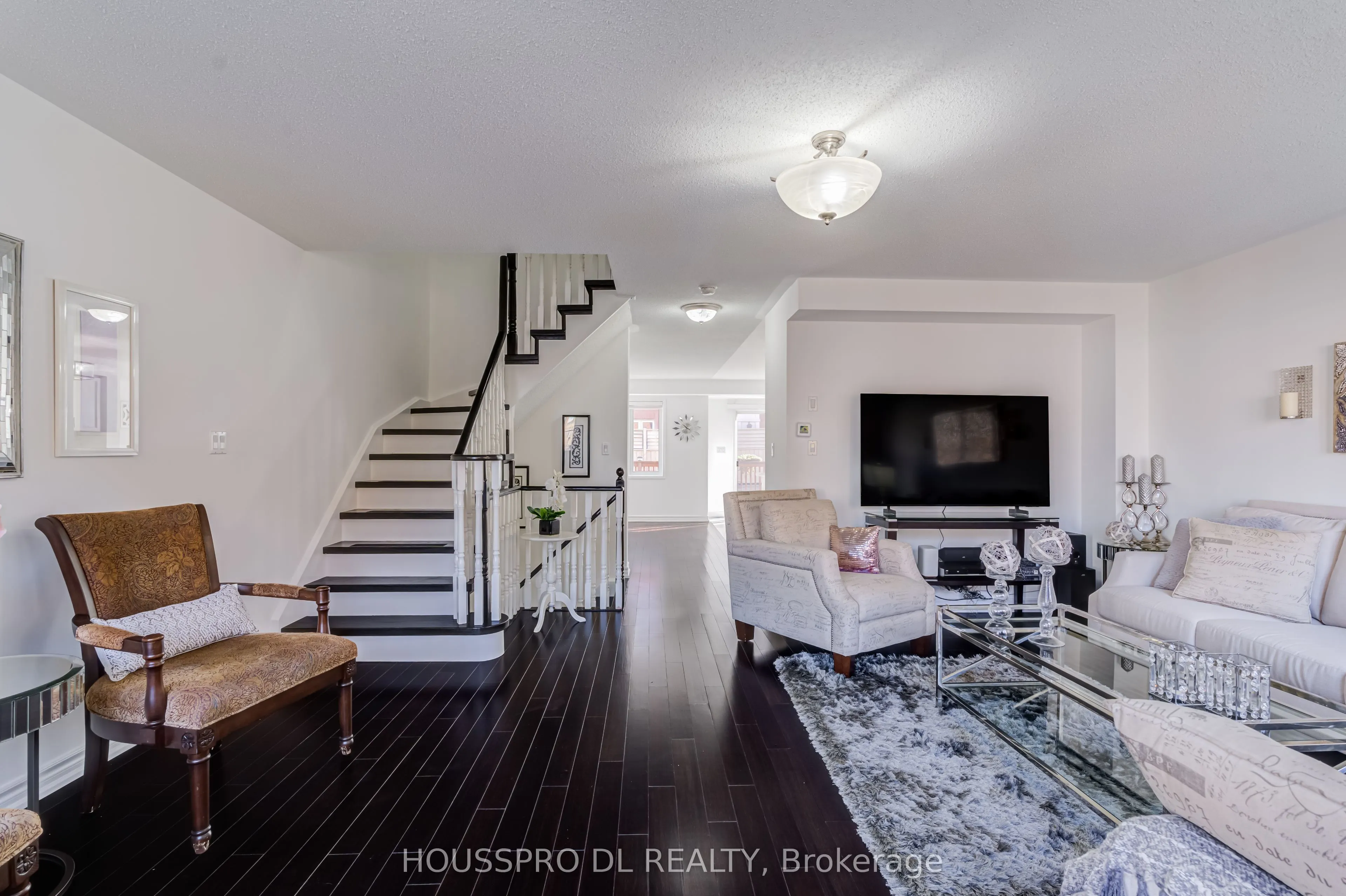 619 Evans Avenue #12