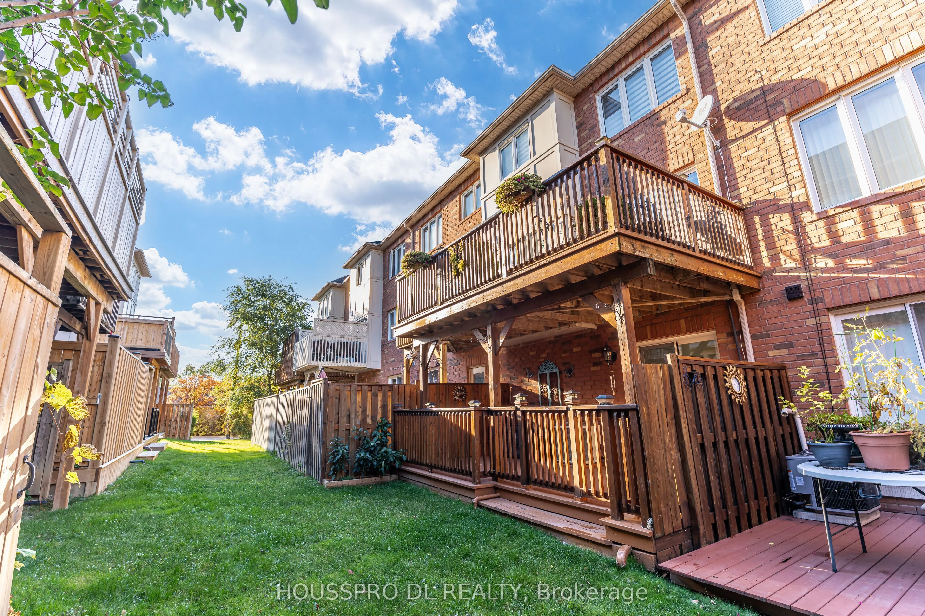 619 Evans Avenue #12