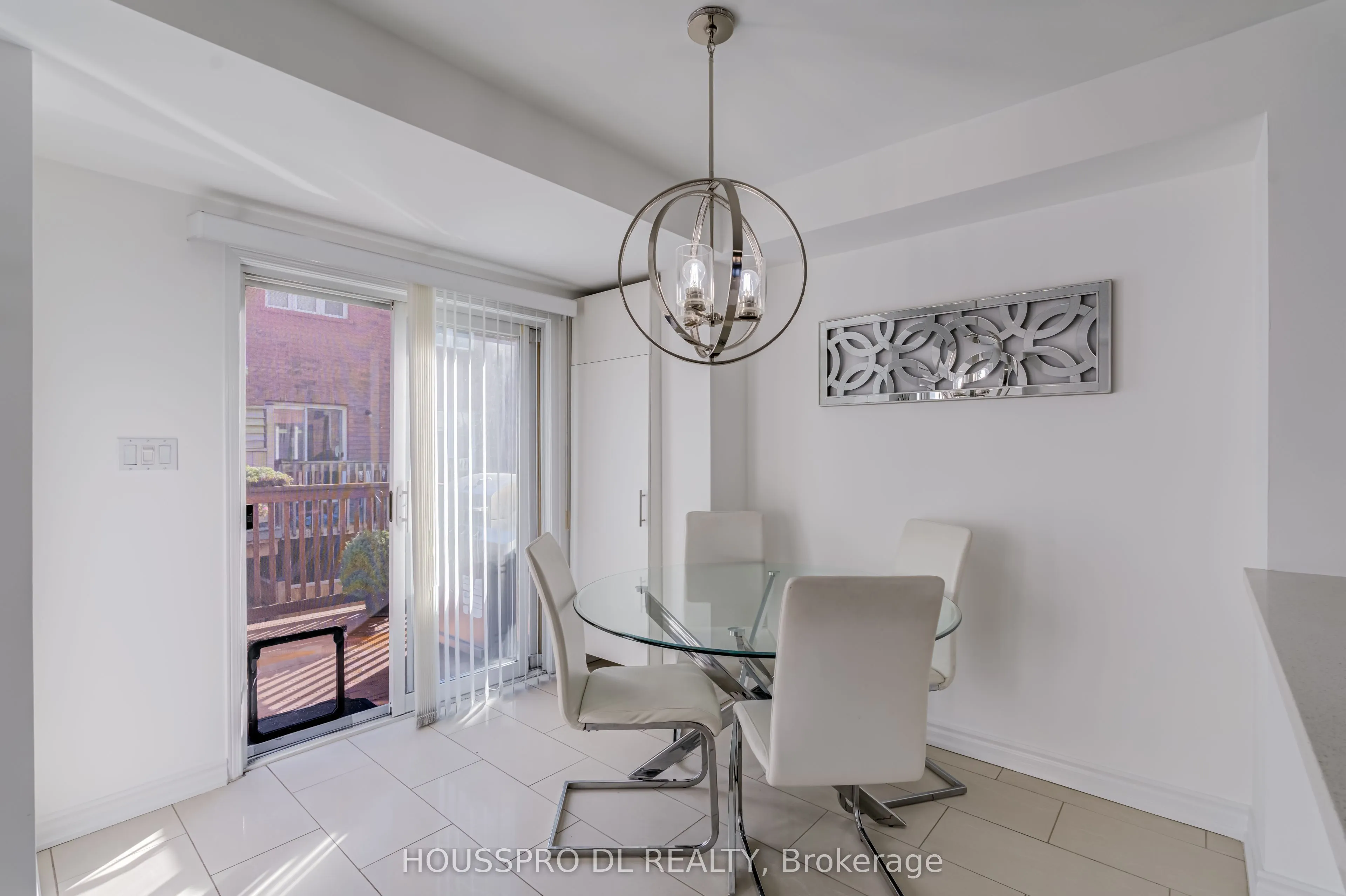 619 Evans Avenue #12