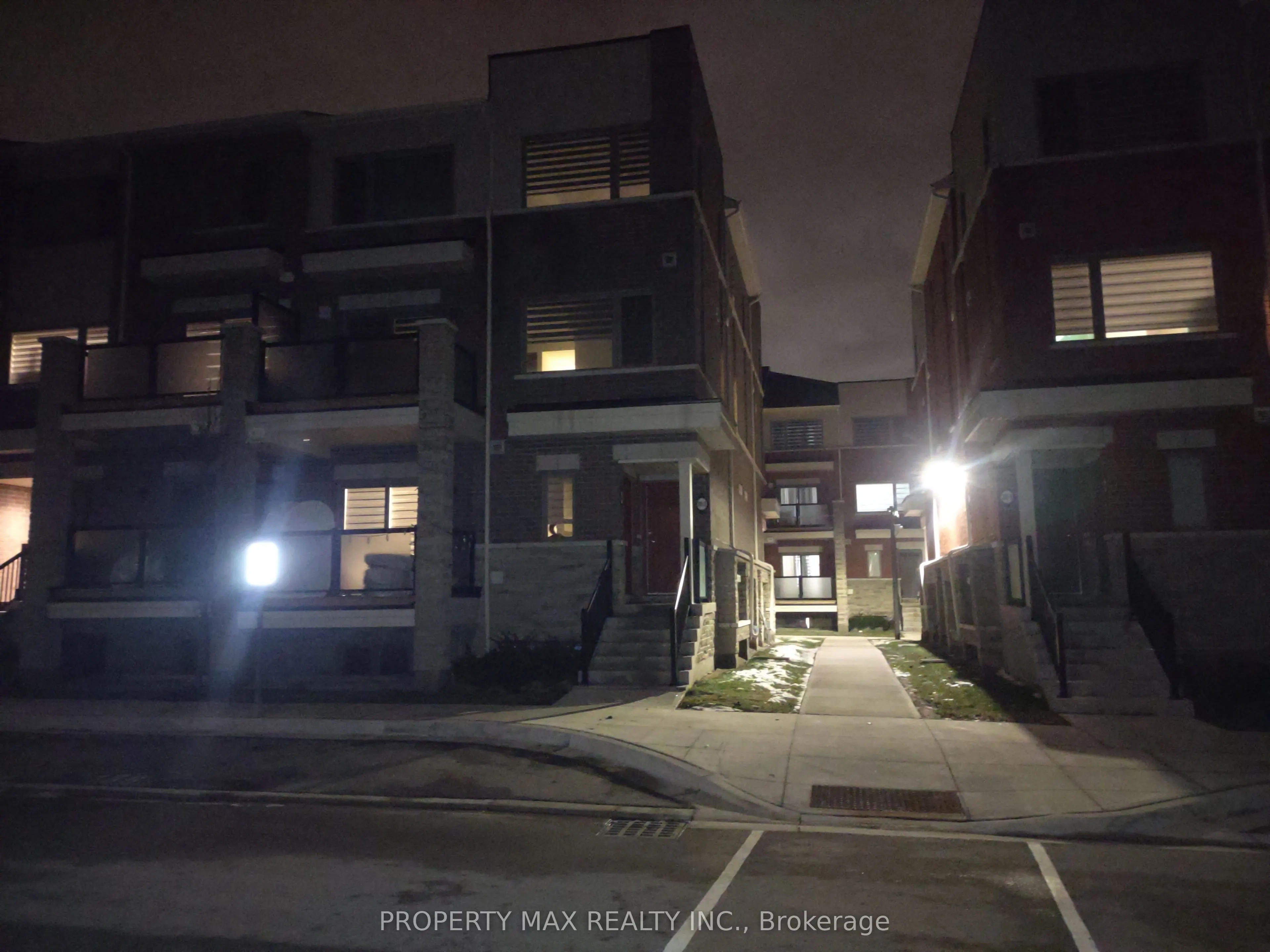 240 Lagerfeld Drive #12