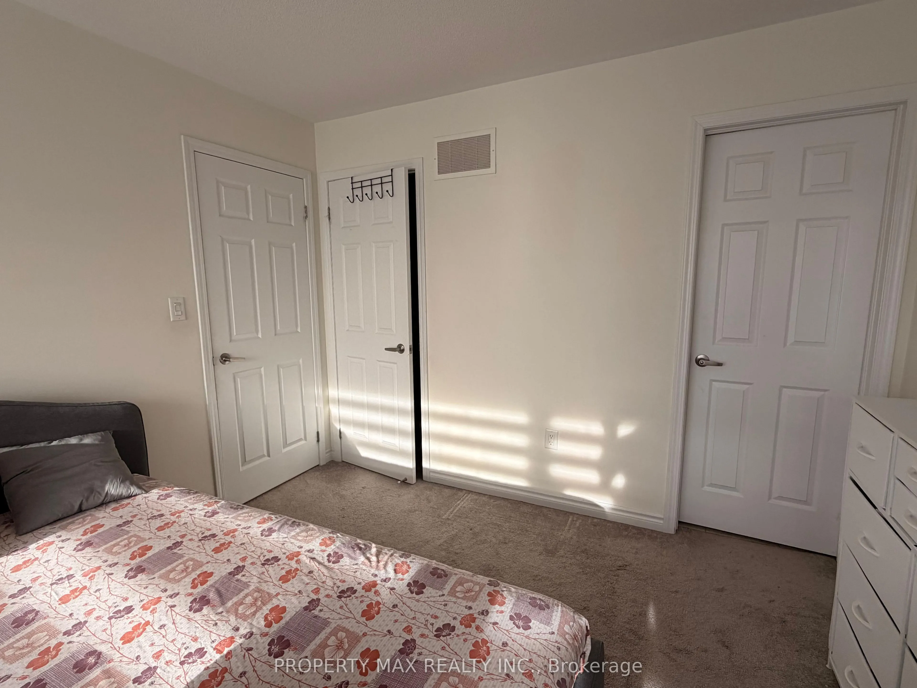 240 Lagerfeld Drive #12