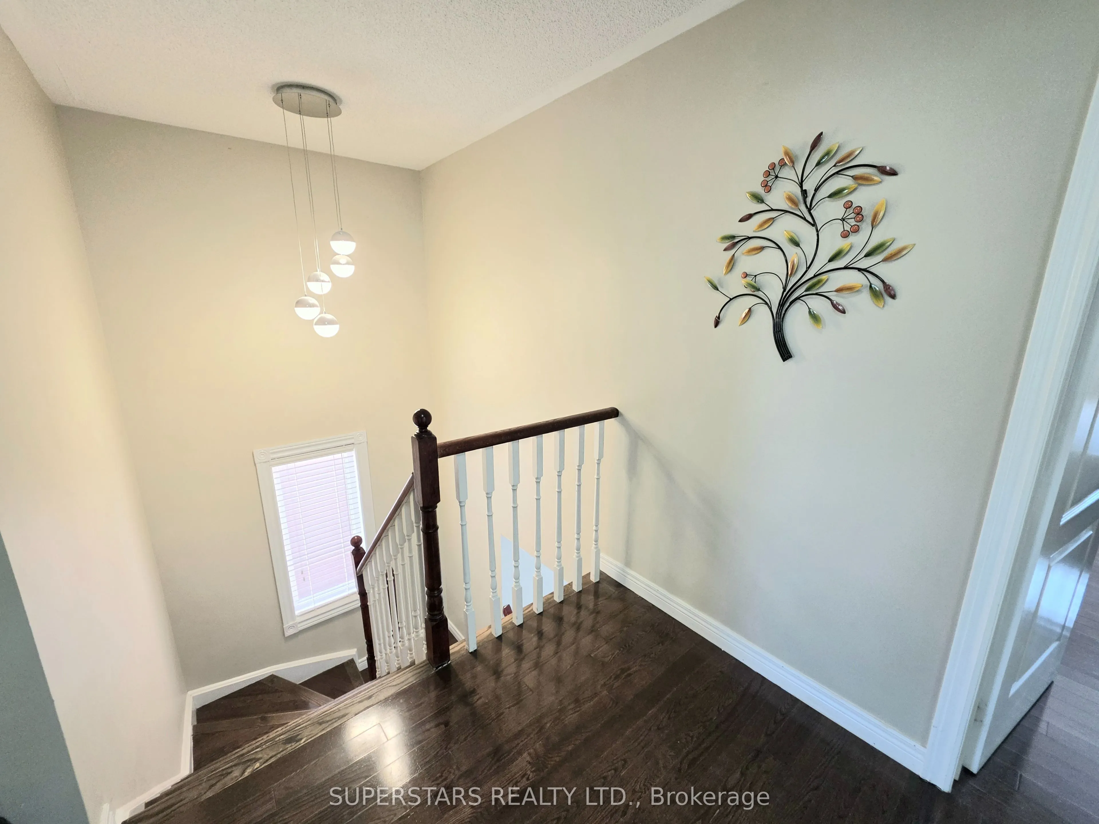 949 Binscarth Drive