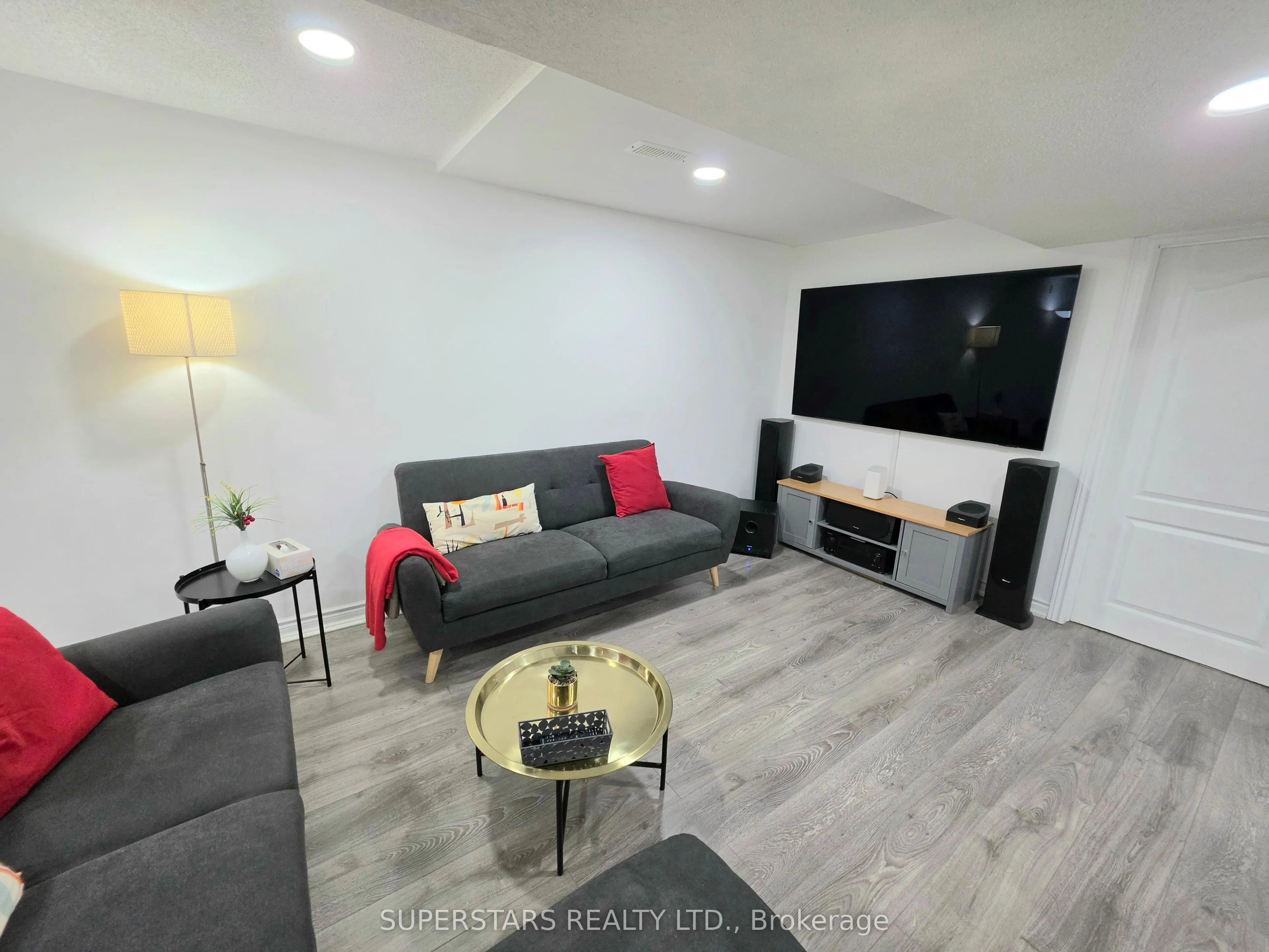 949 Binscarth Drive