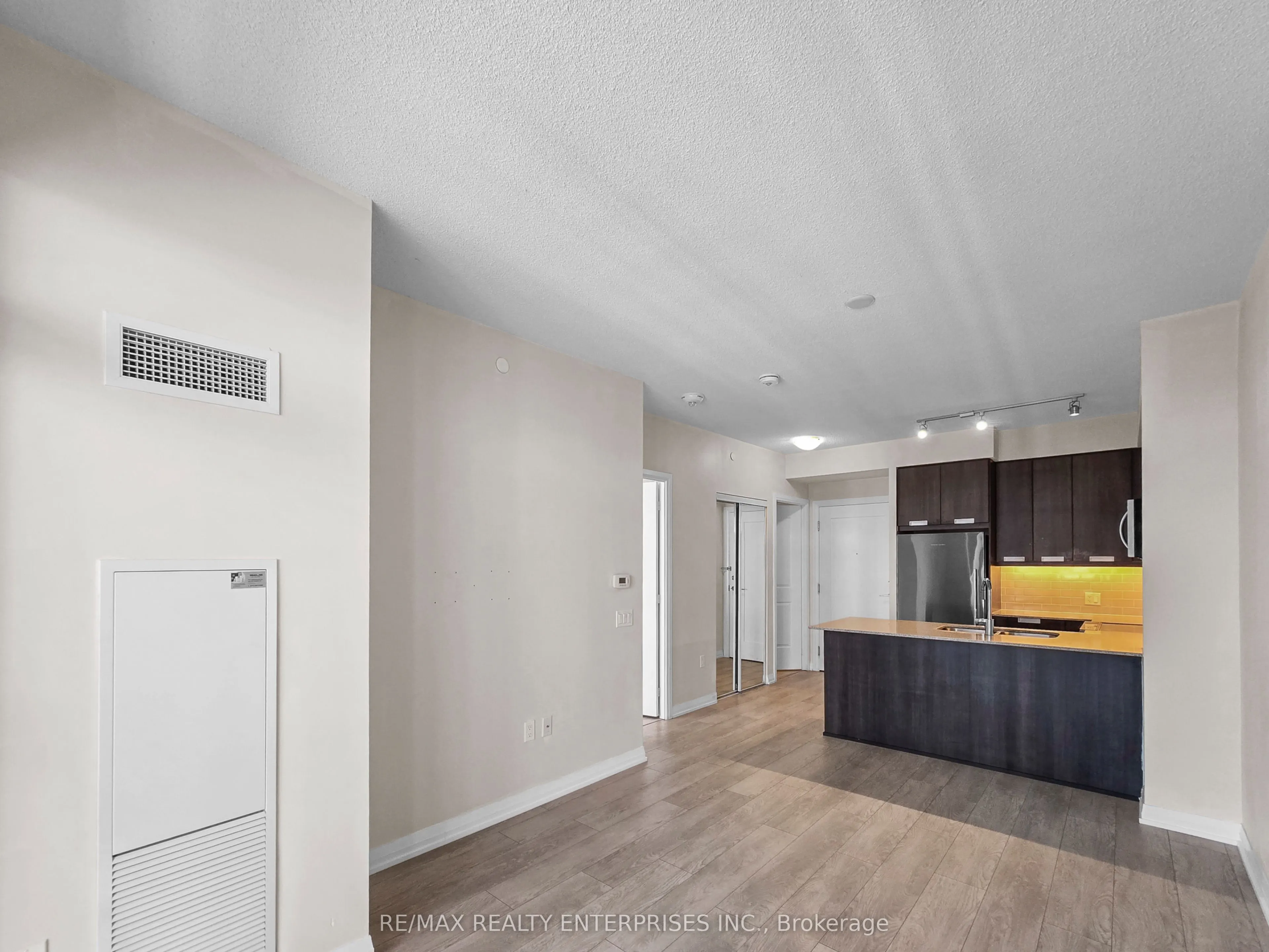 35 Watergarden Drive #3212
