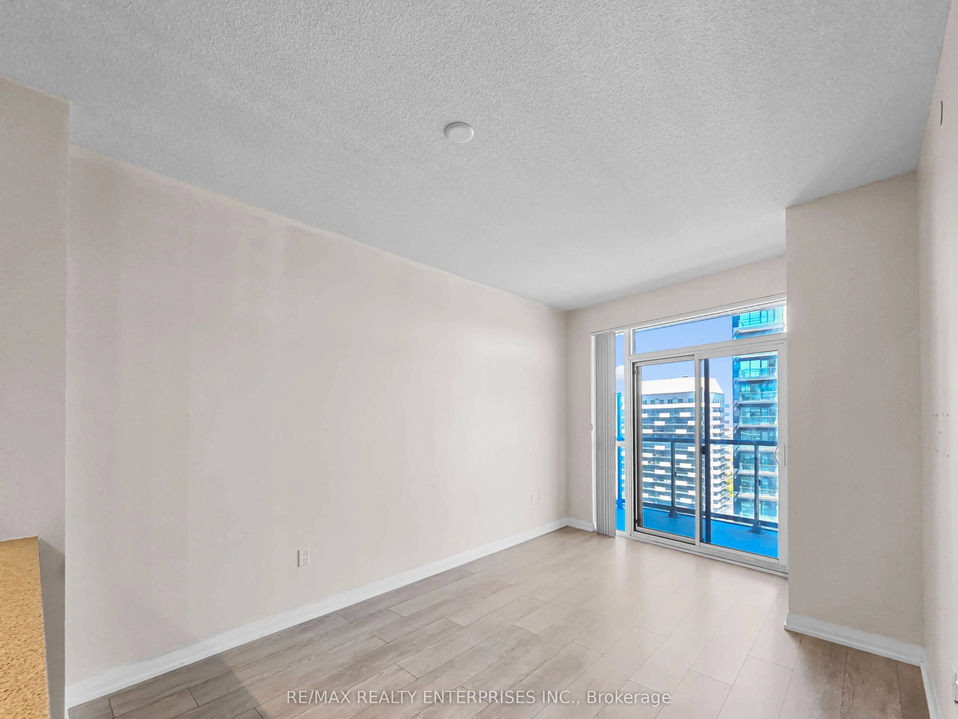 35 Watergarden Drive #3212