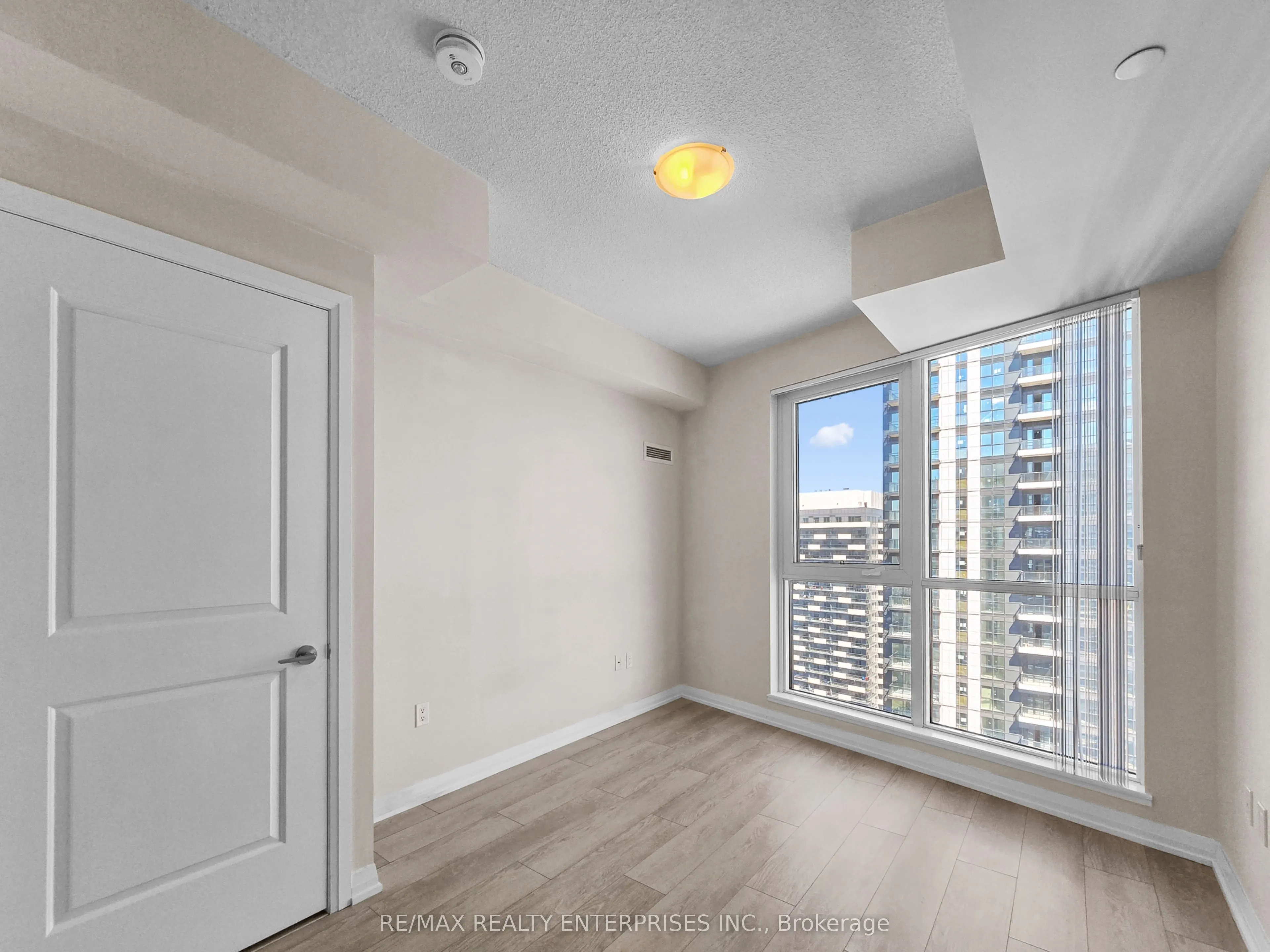 35 Watergarden Drive #3212