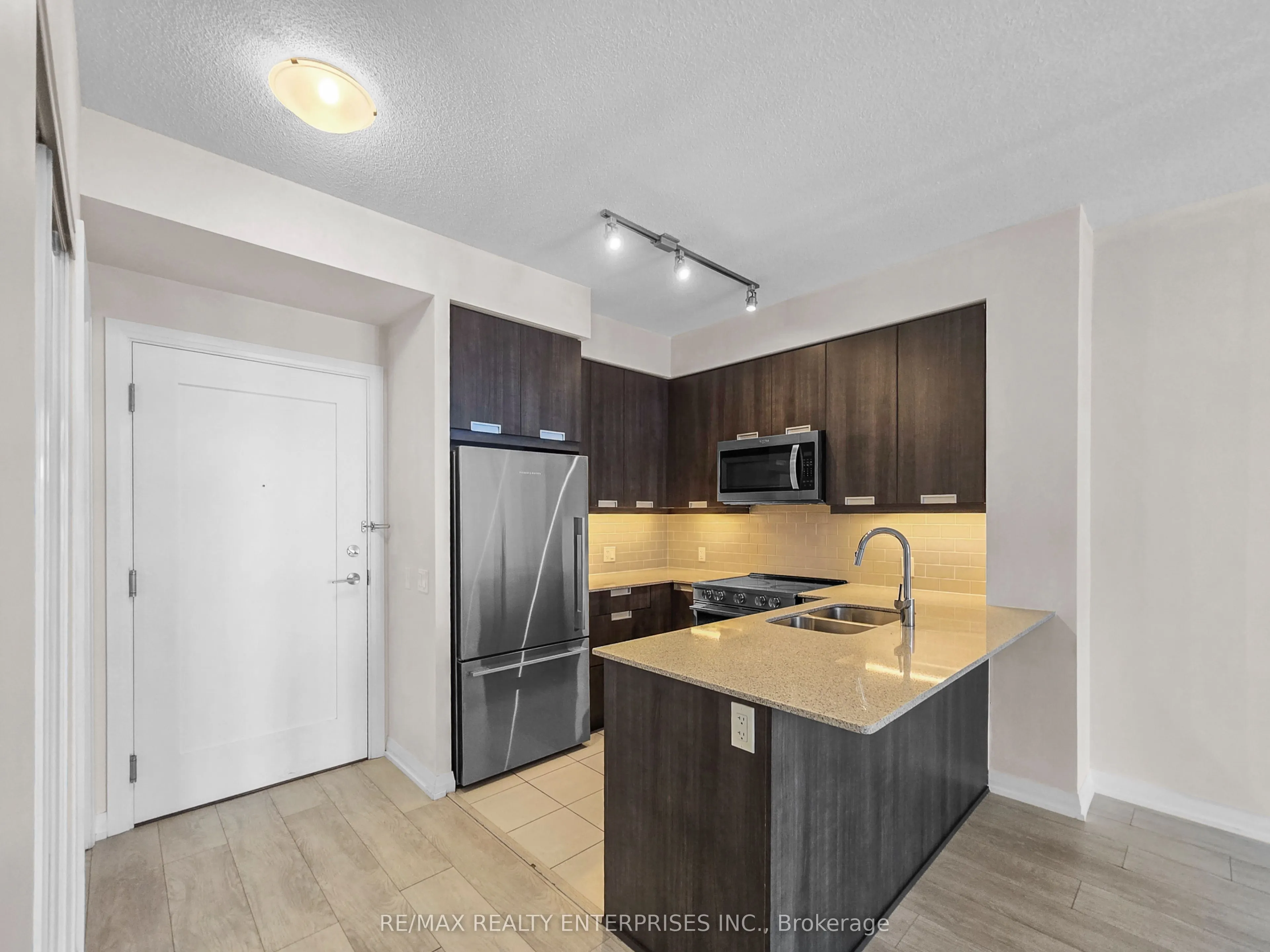 35 Watergarden Drive #3212
