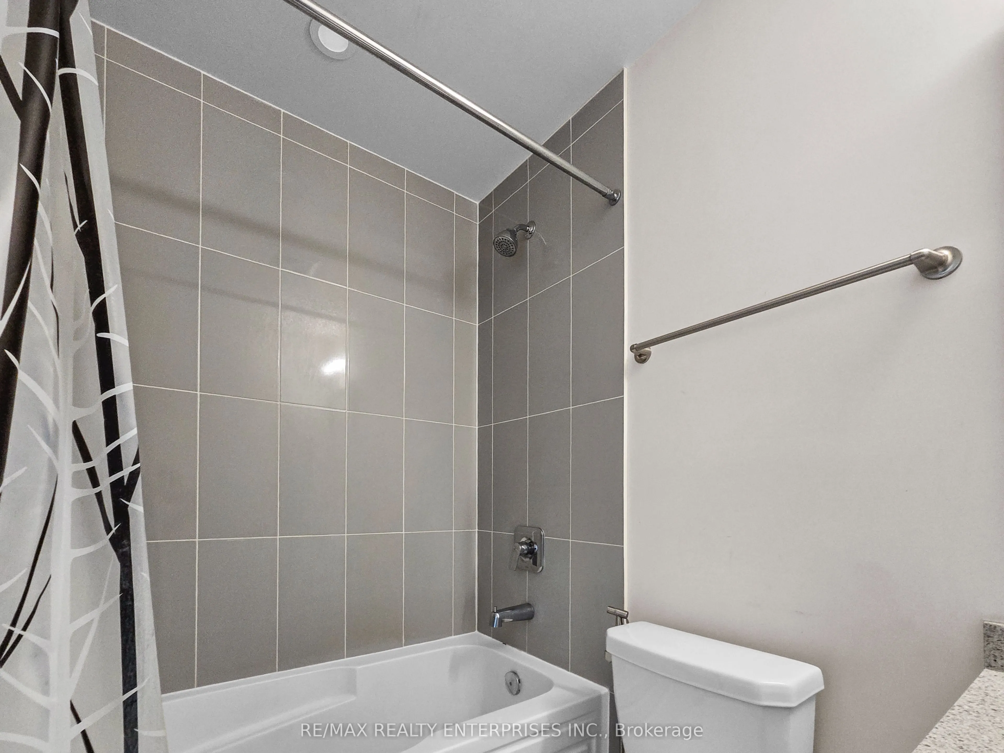 35 Watergarden Drive #3212