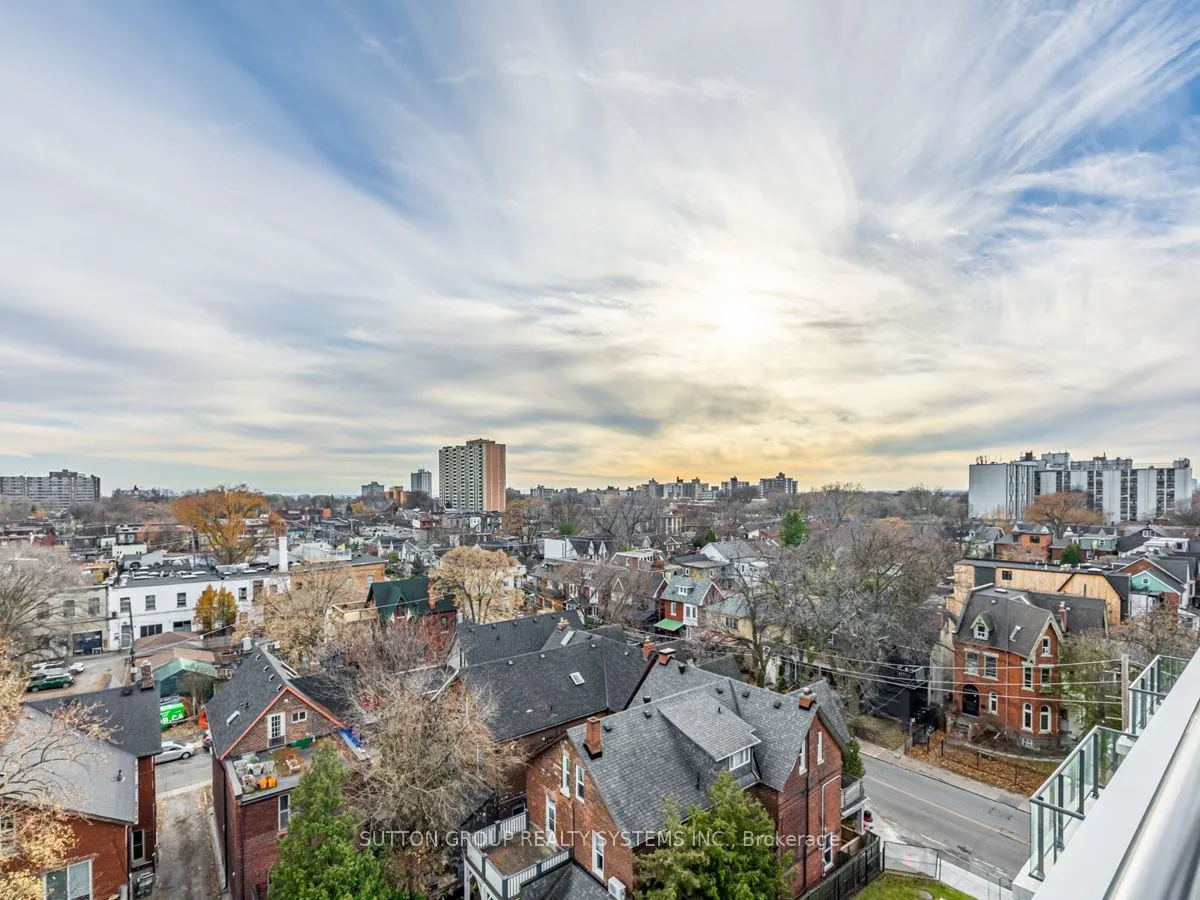 57 Brock Avenue #707