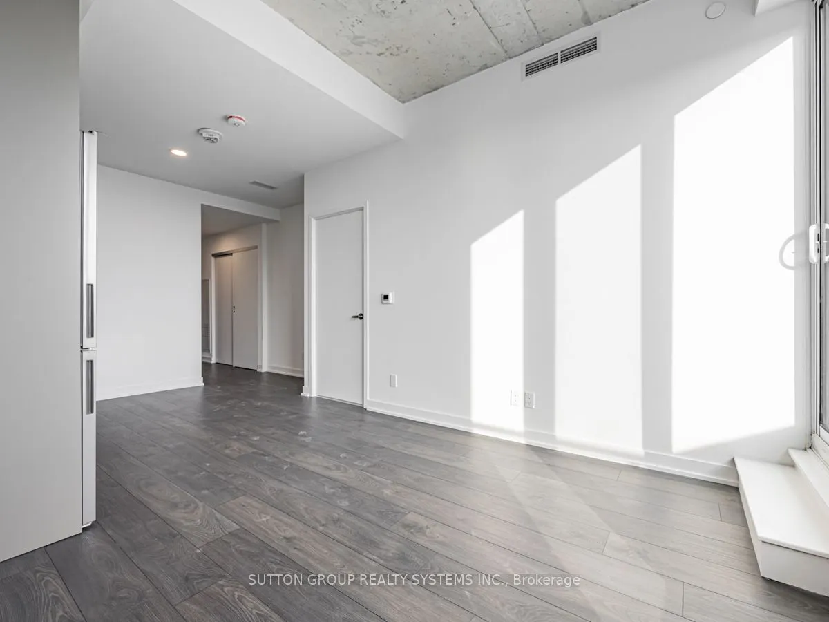 57 Brock Avenue #707