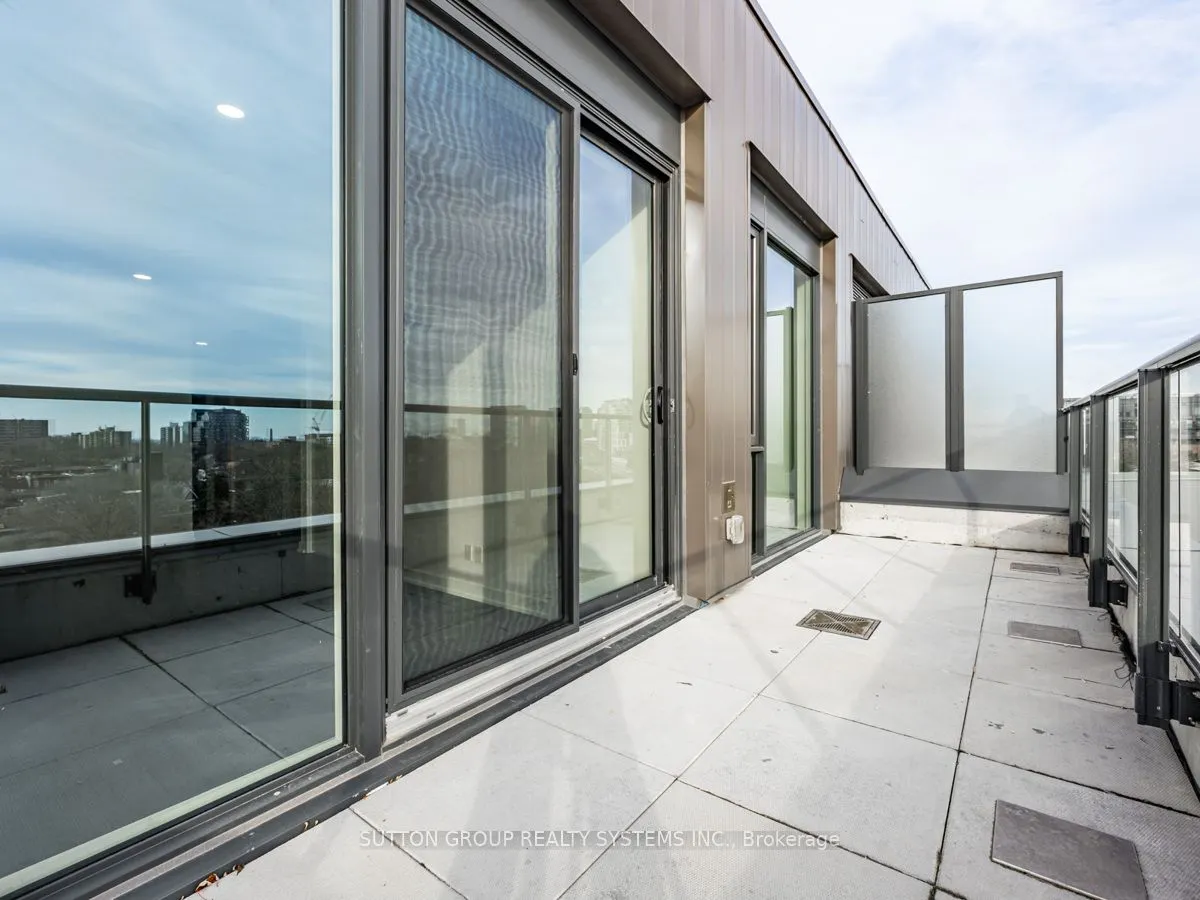 57 Brock Avenue #707