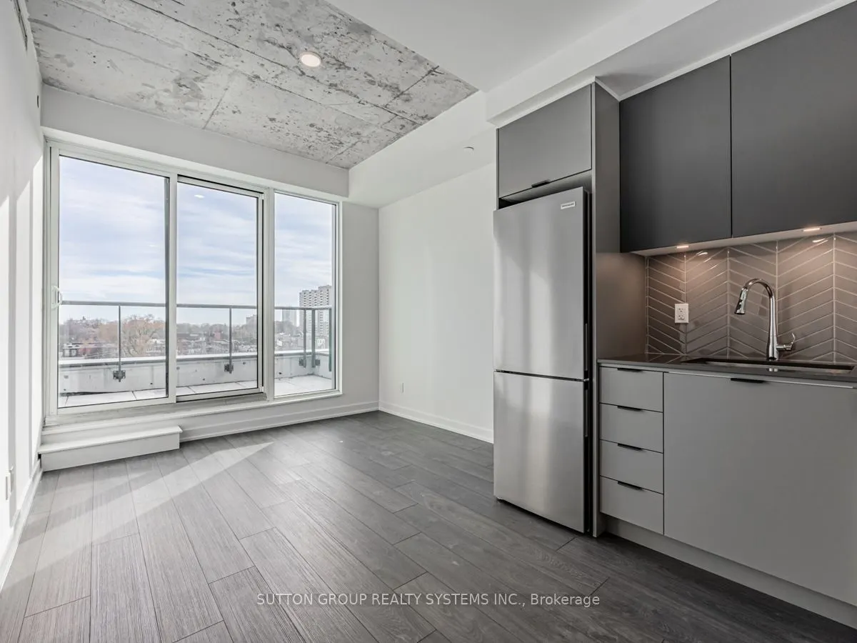 57 Brock Avenue #707