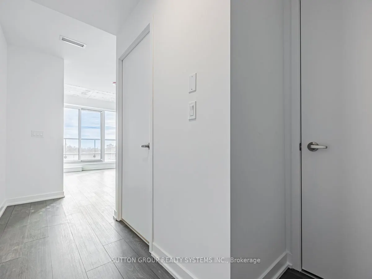 57 Brock Avenue #707