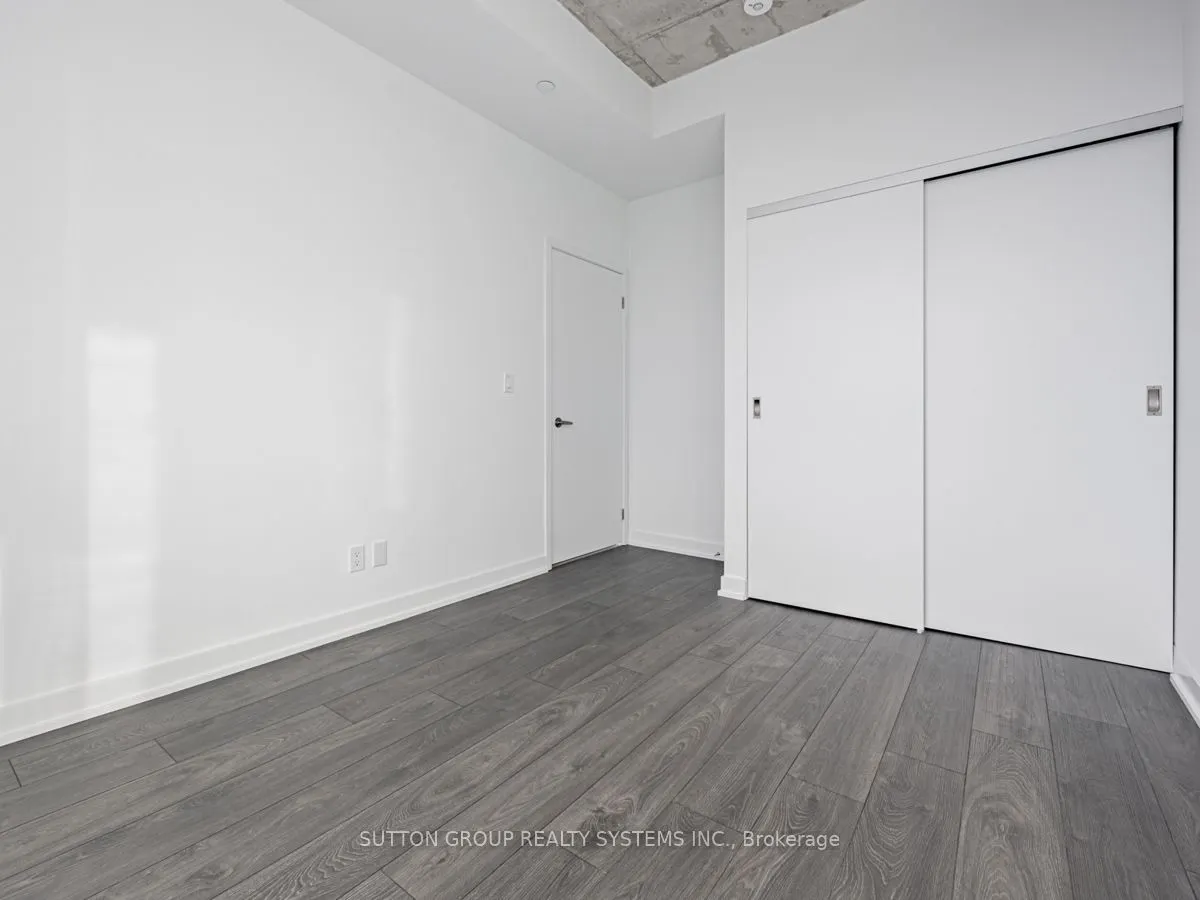 57 Brock Avenue #707