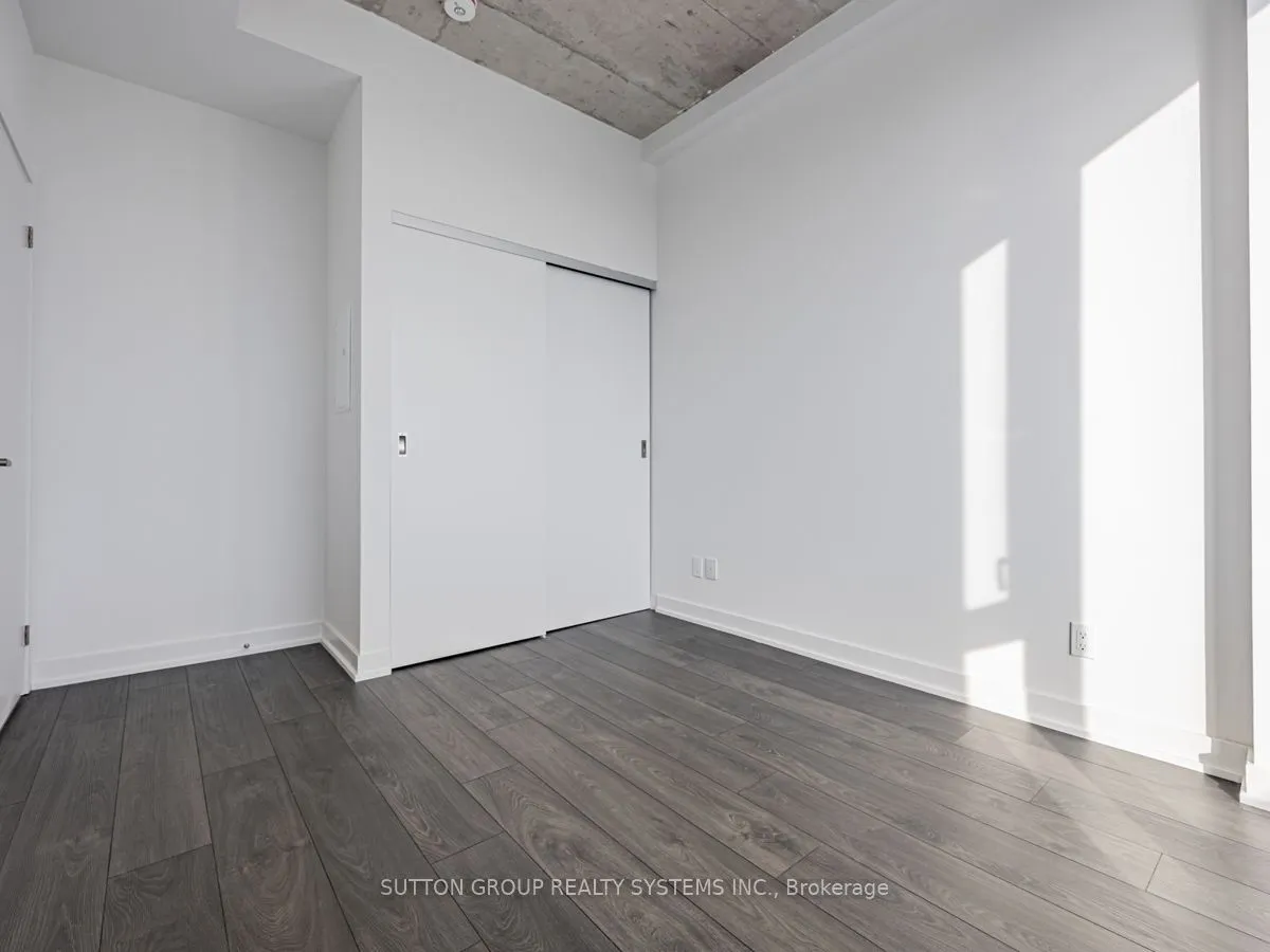 57 Brock Avenue #707