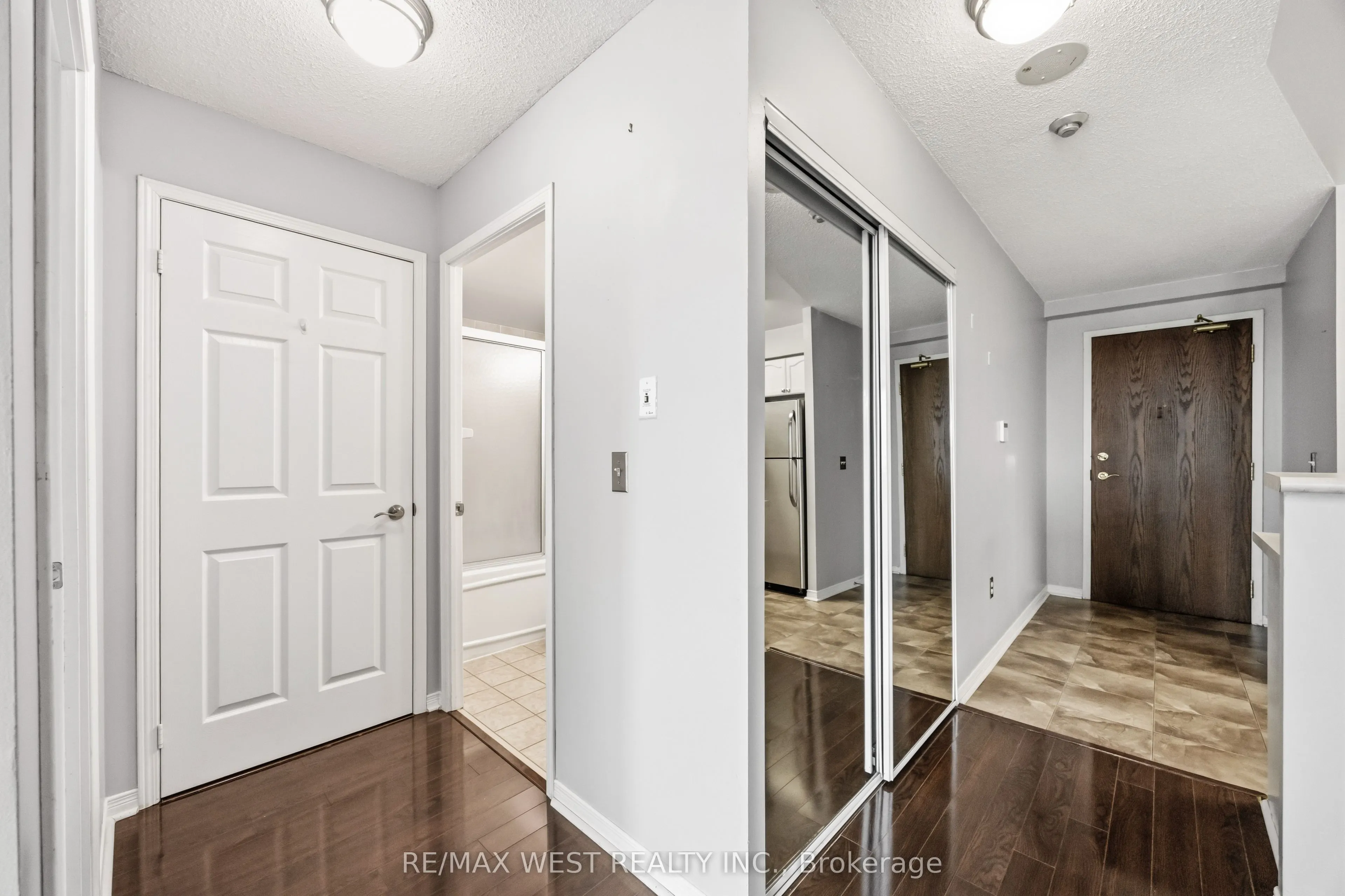 15 Michael Power Place #809