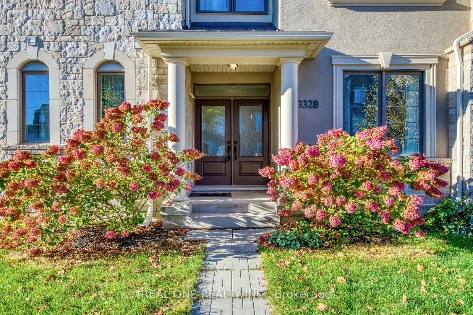 3328 Vardon Way