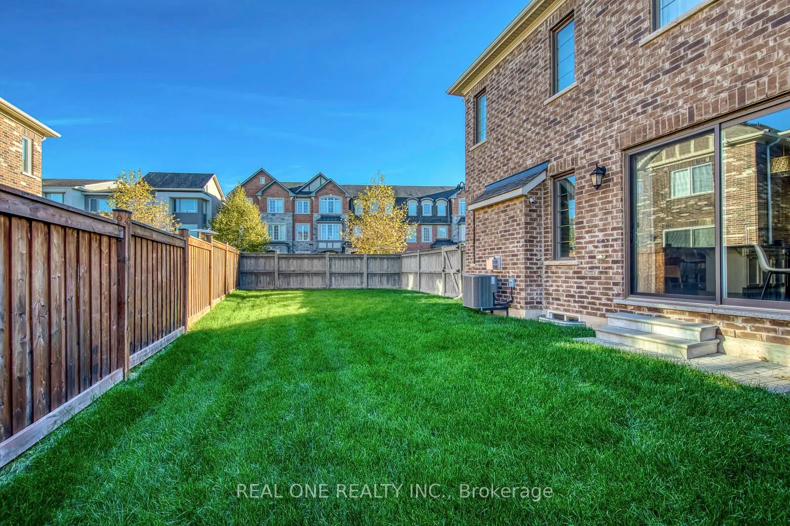 3328 Vardon Way