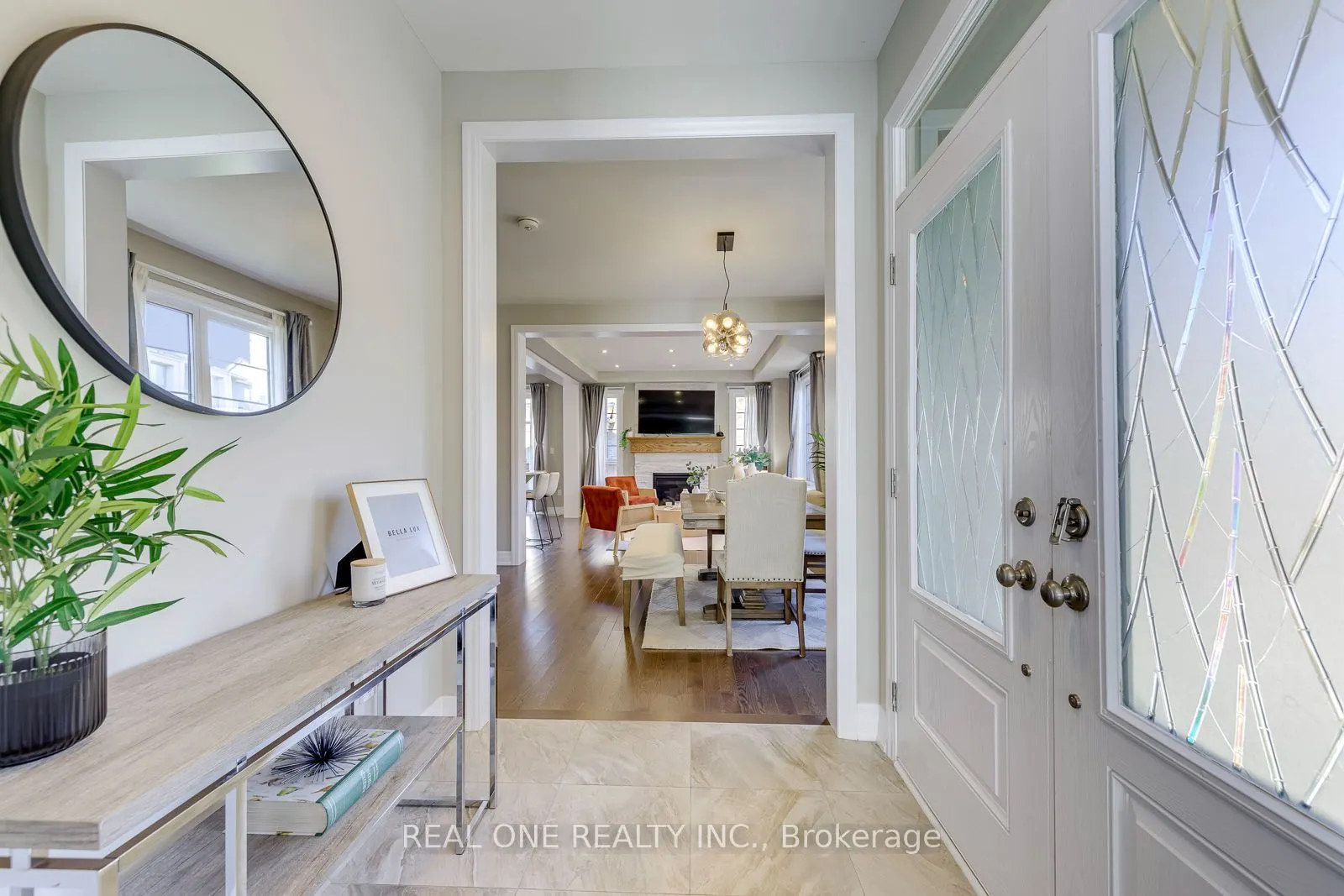 3328 Vardon Way