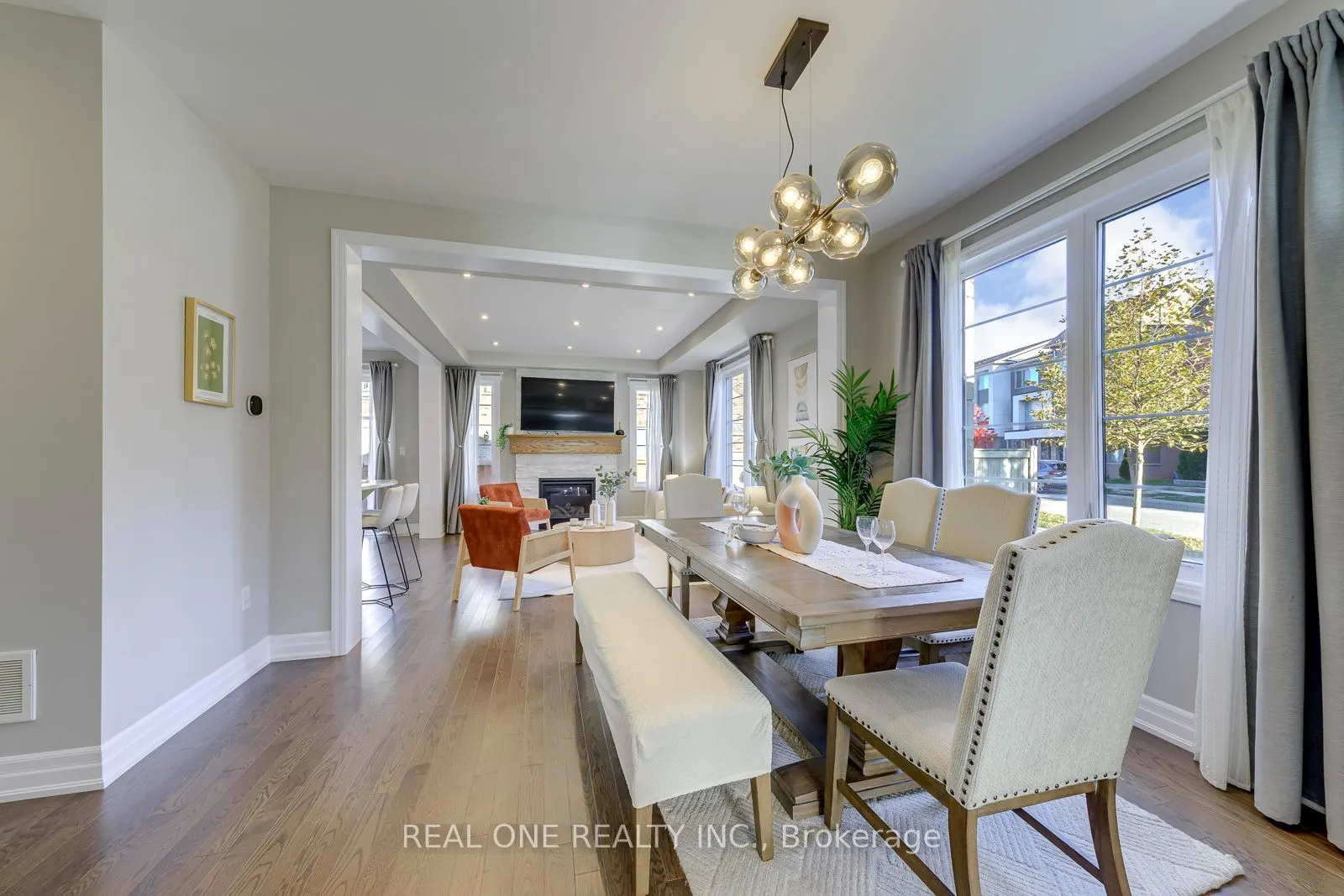 3328 Vardon Way