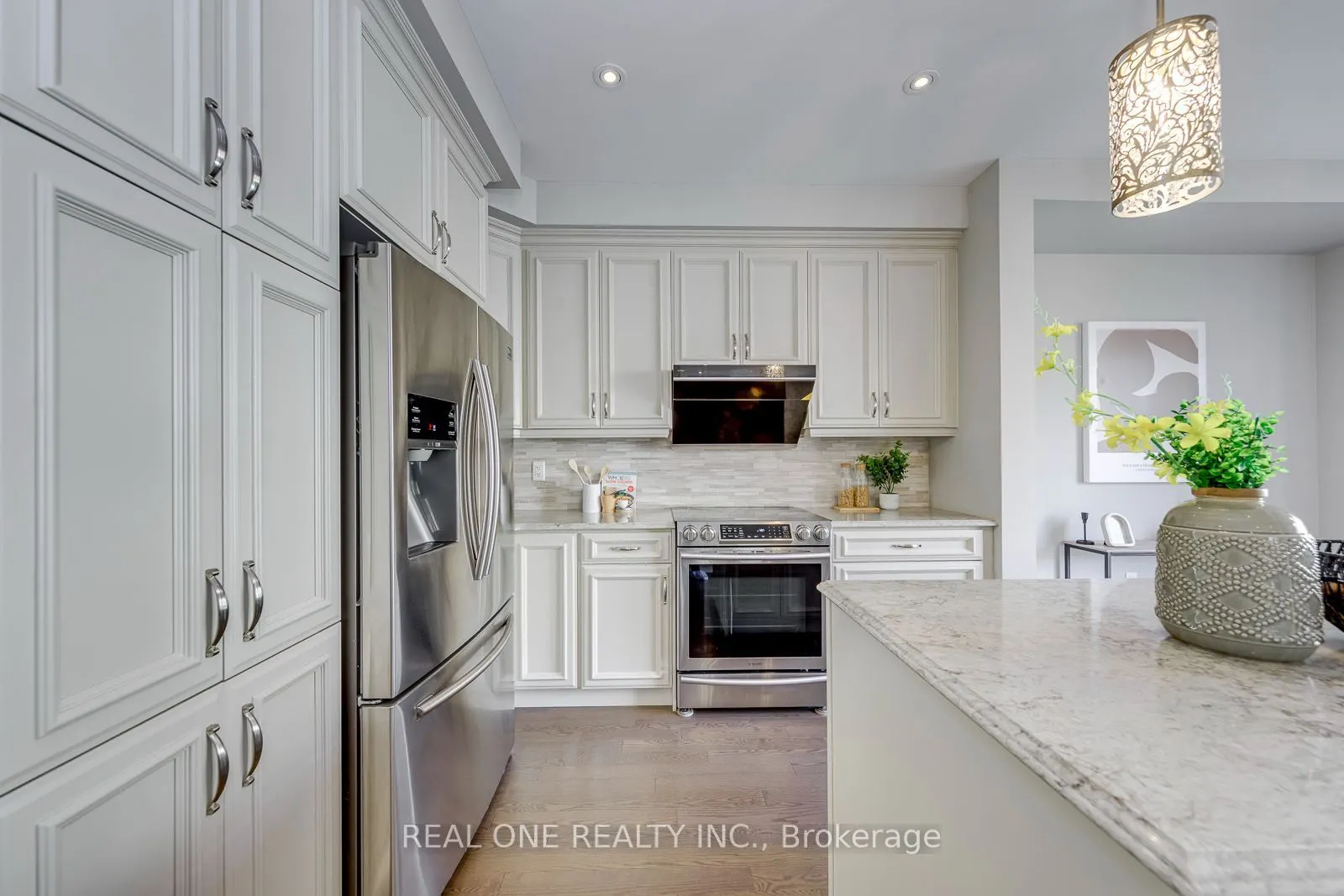3328 Vardon Way